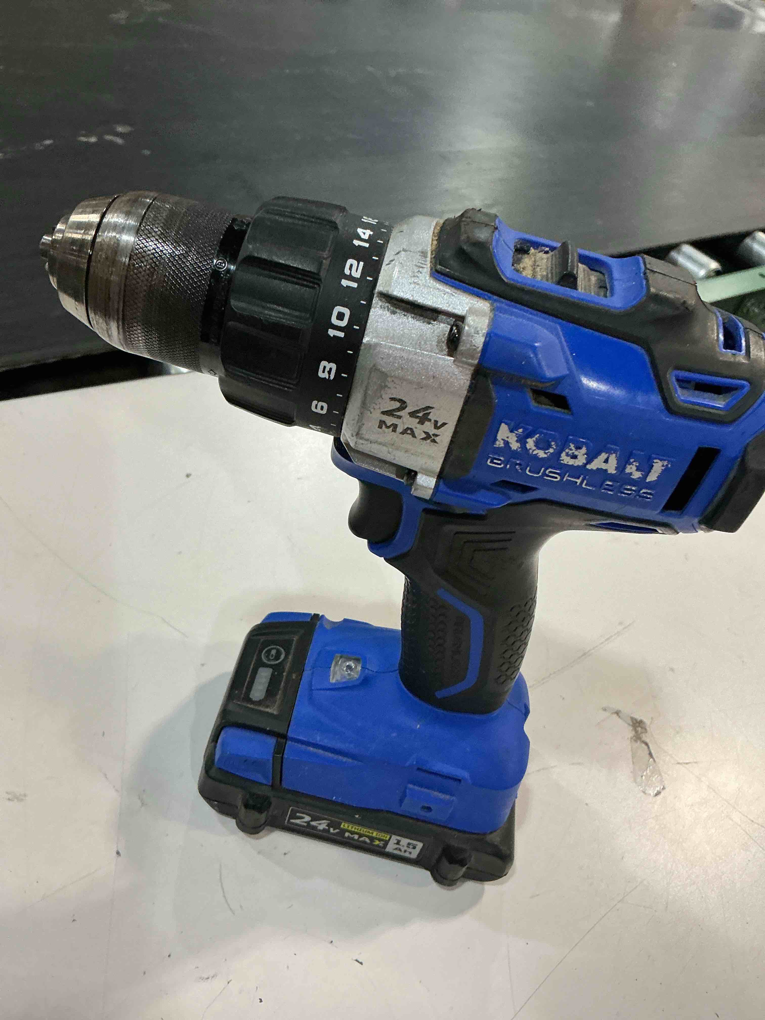 Condition photo showing Good Condition for kobalt 24-volt variable speed brushless 1/4-in drive cordless impact wrench (battery  included)
