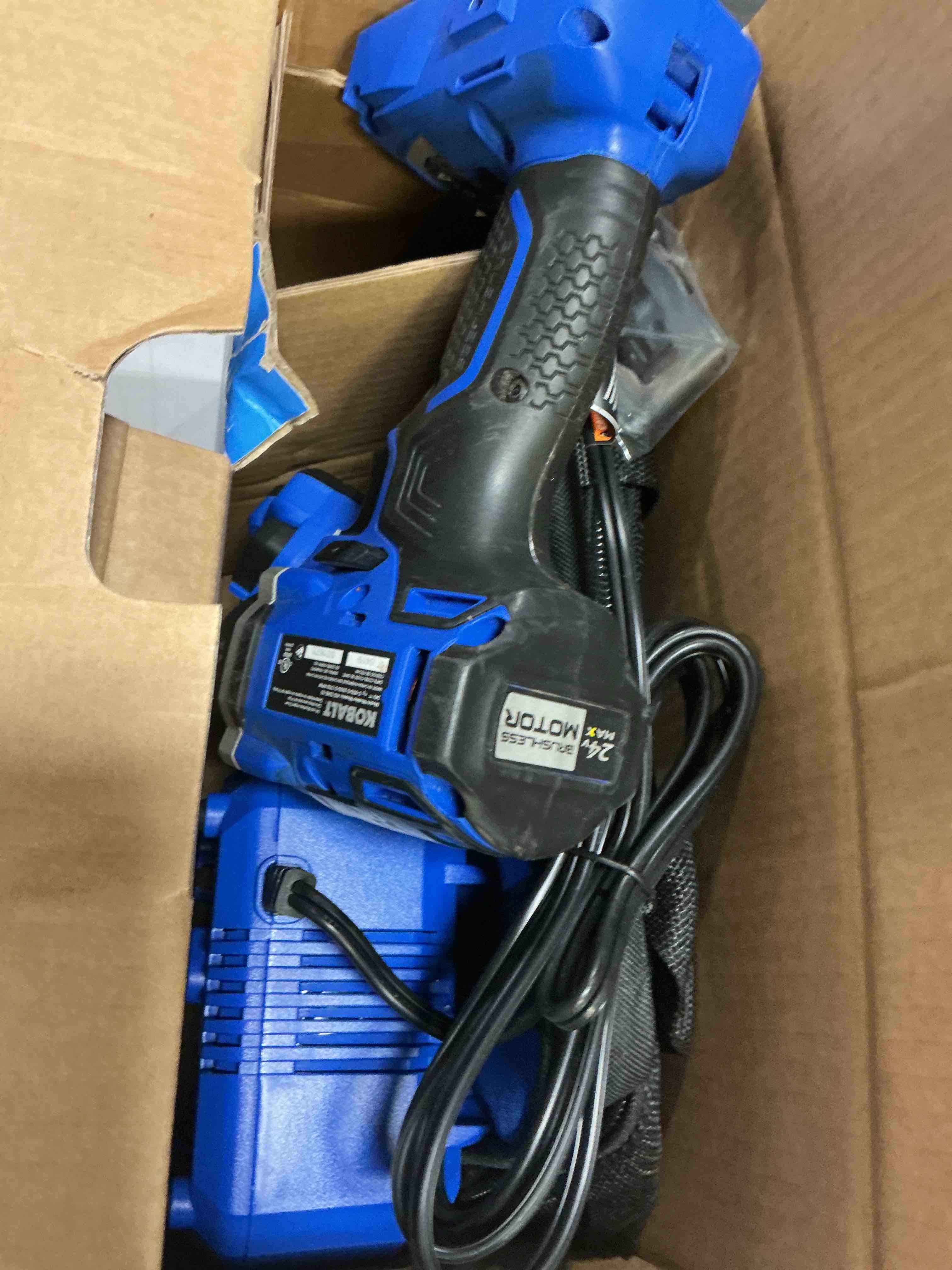 https://s3.amazonaws.com/lotting-images-prod/bidfta/PNK4892586_1776531531816.jpeg