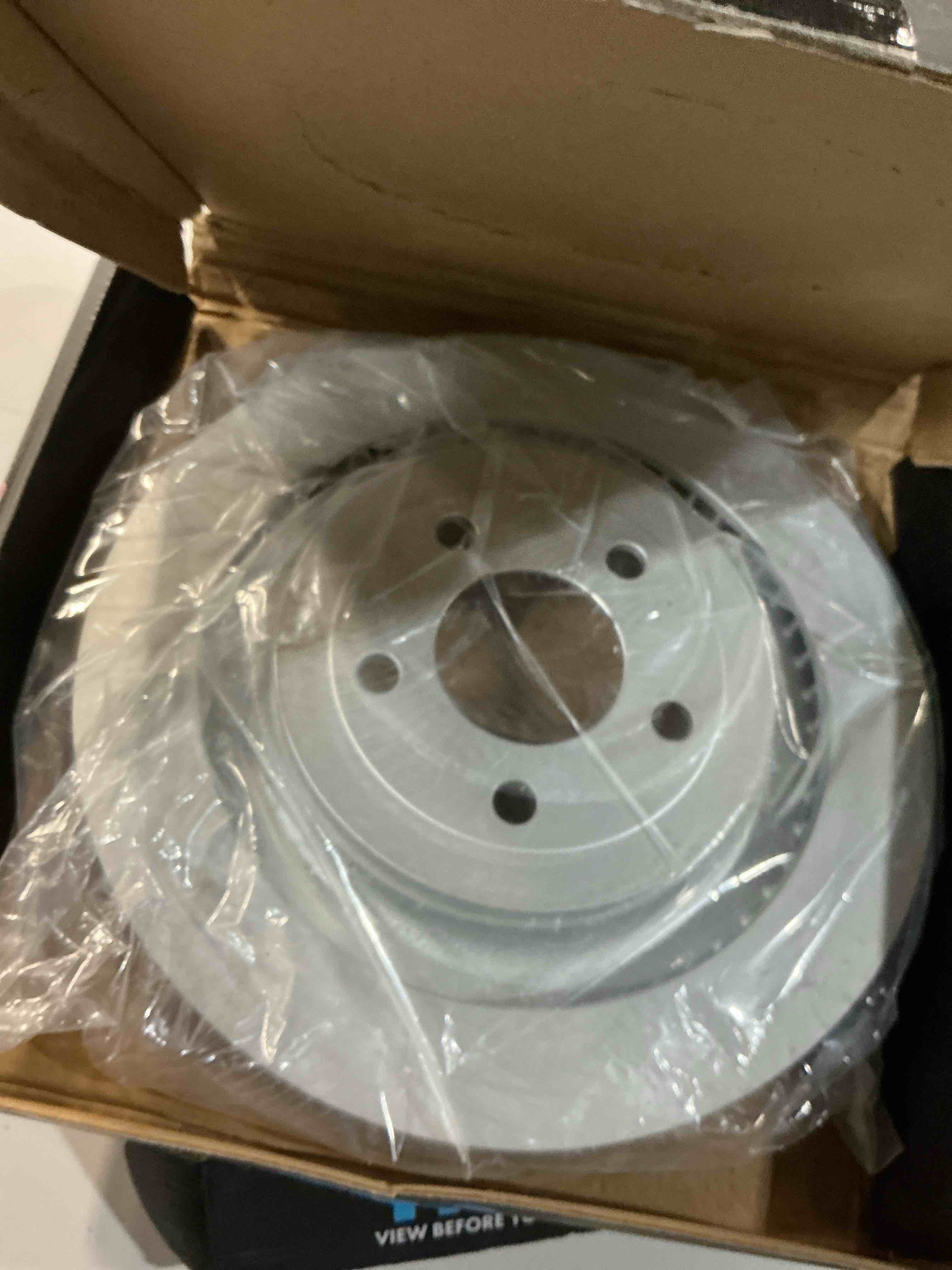Condition photo showing Good Condition for (similar)(1 piece)ford mustang rear brakes and rotors 2015-2018