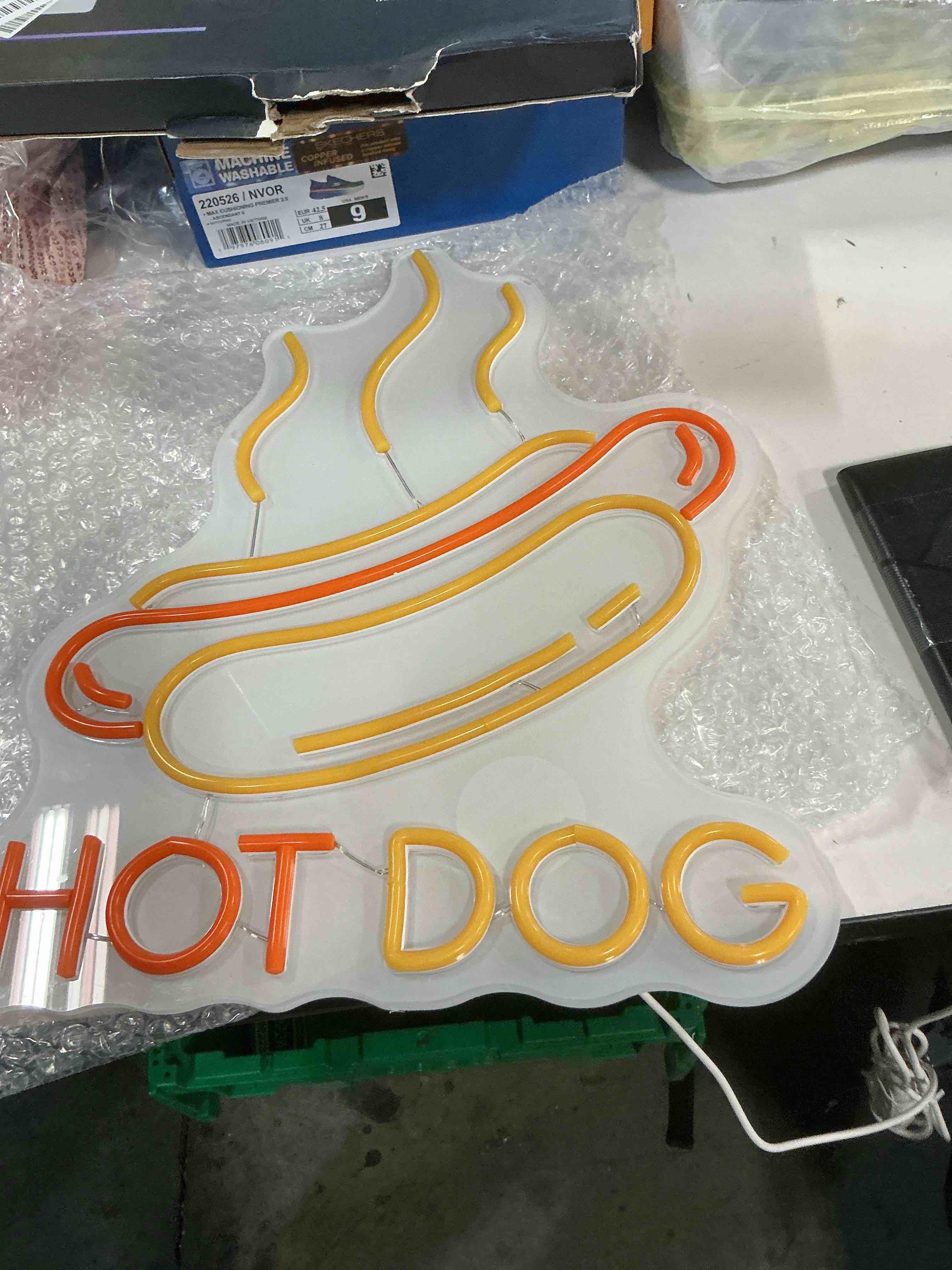 Condition photo showing As Is for led hot dog neon signs for wall decor, dimmable business food neon light for hot dag shop, fast food shops, restaurant, bar, kitchen, game room decoration
