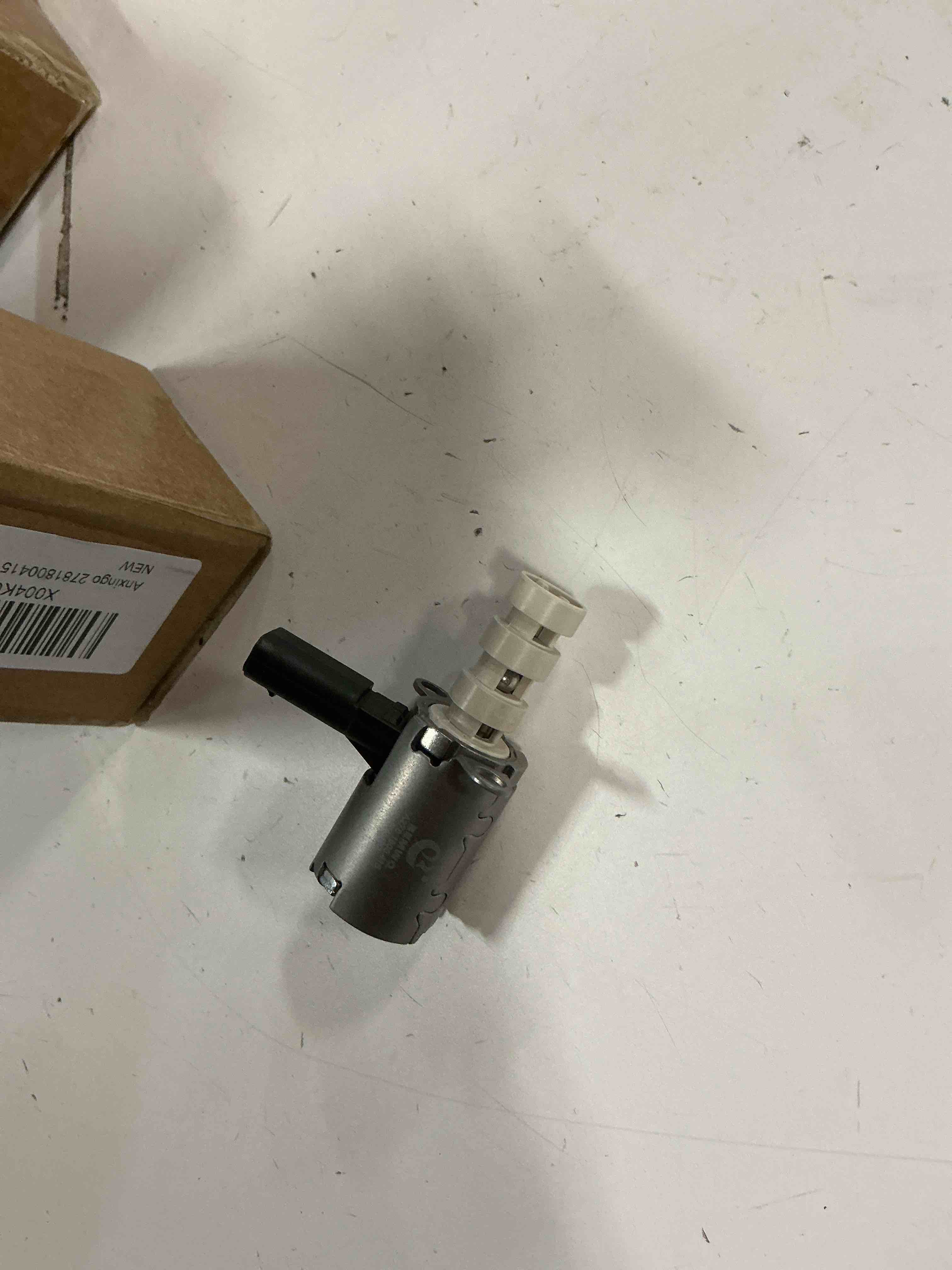 Condition photo showing New/Like New for anxingo 2781800415 engine oil pump flow control solenoid valve, replacement for mercedes benz a amg c cla e g gla glb gle gls s sl slc slk class 2011-2021, replaces 2124602324