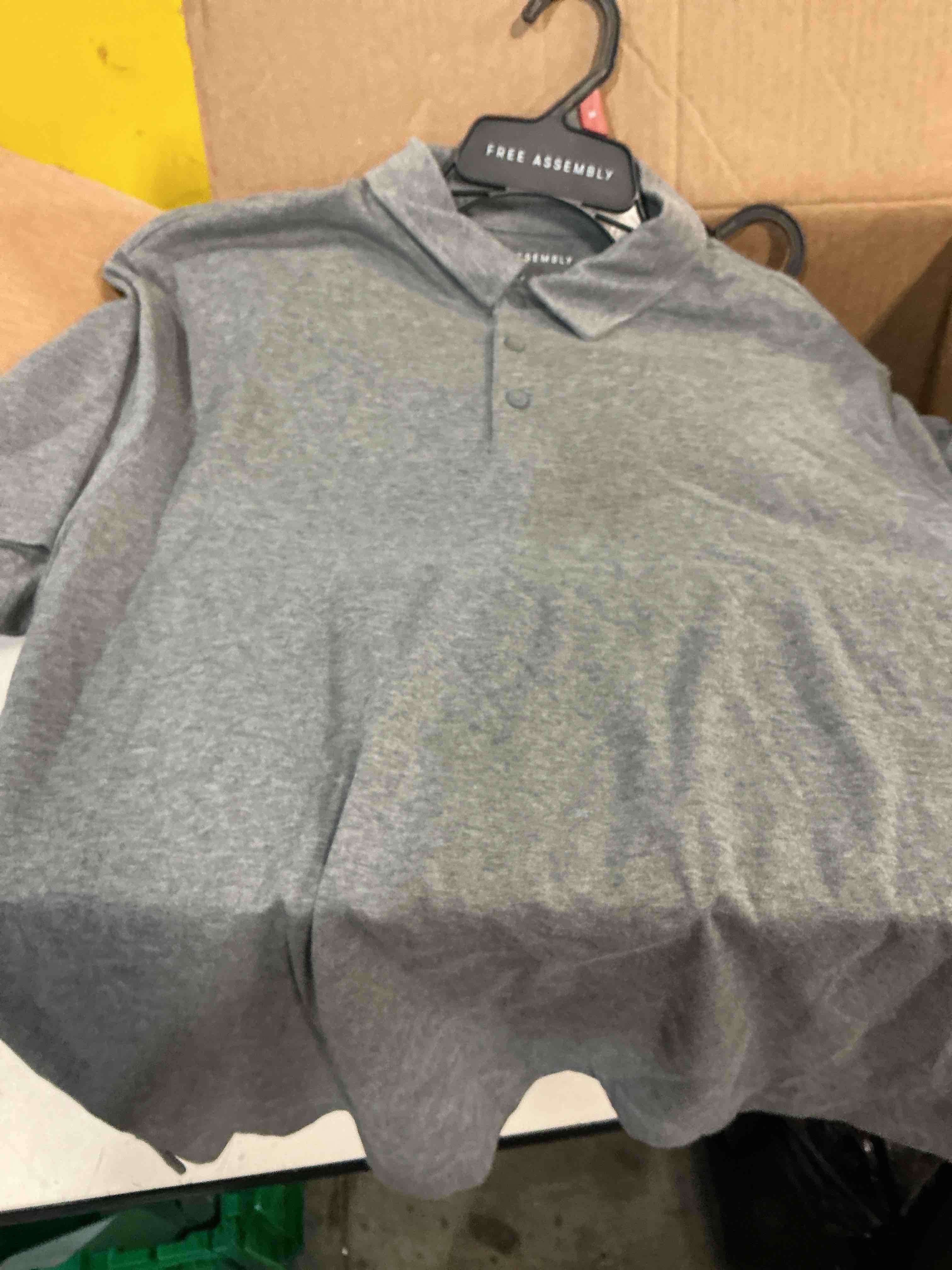 Condition photo showing New/Like New for free assembly mens cotton polo shirt with short sleeves, sizes xs-3xl (medium)