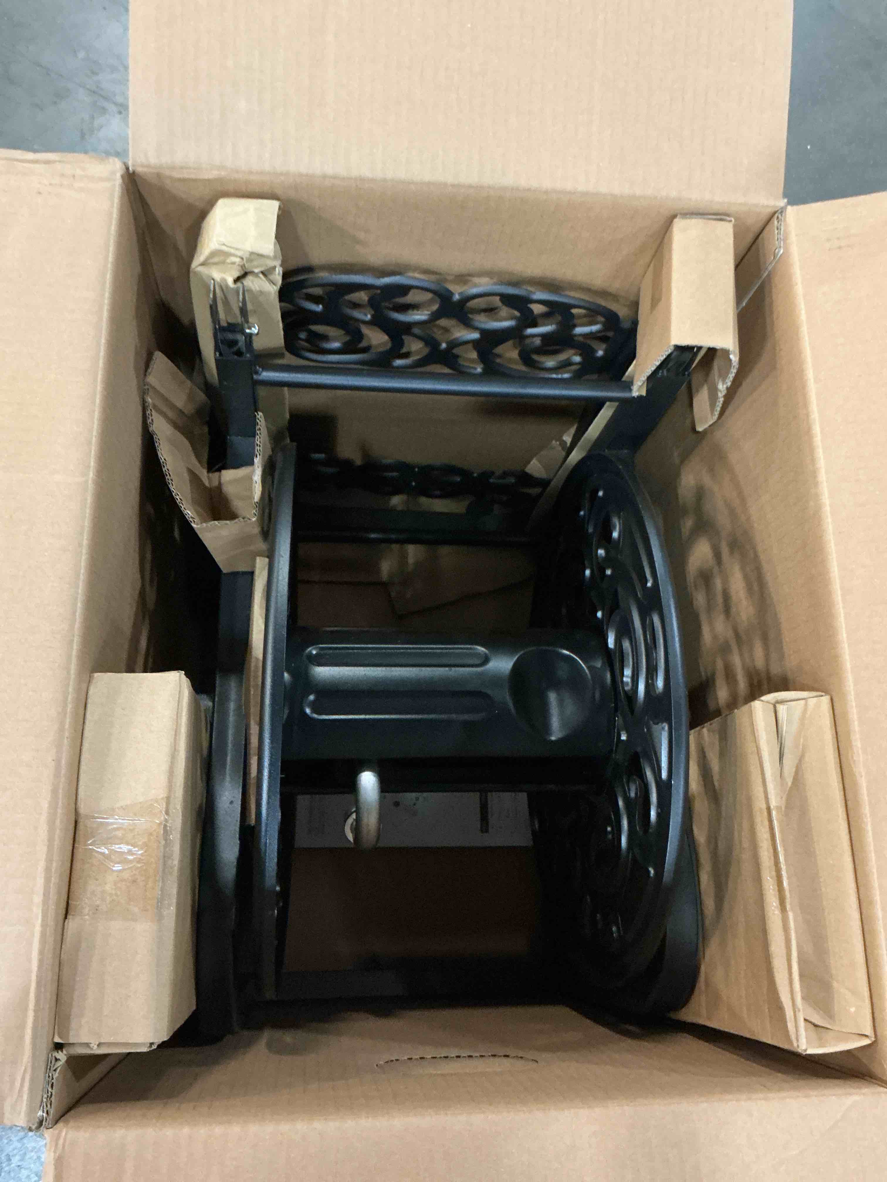 Condition photo showing Good Condition for  style selections steel 200-ft cart hose reel