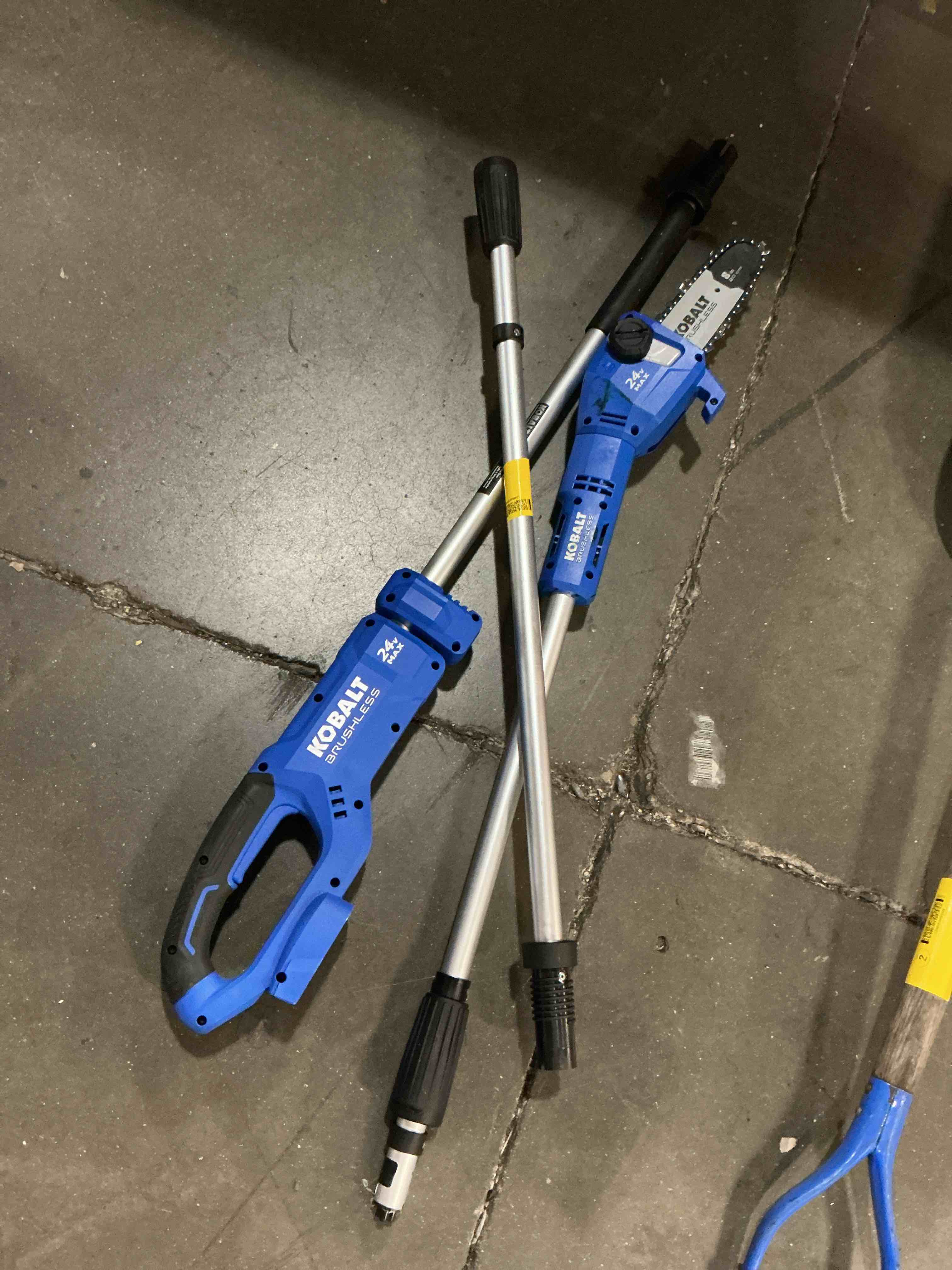 https://s3.amazonaws.com/lotting-images-prod/bidfta/PNK4903885_1776534865841.jpeg