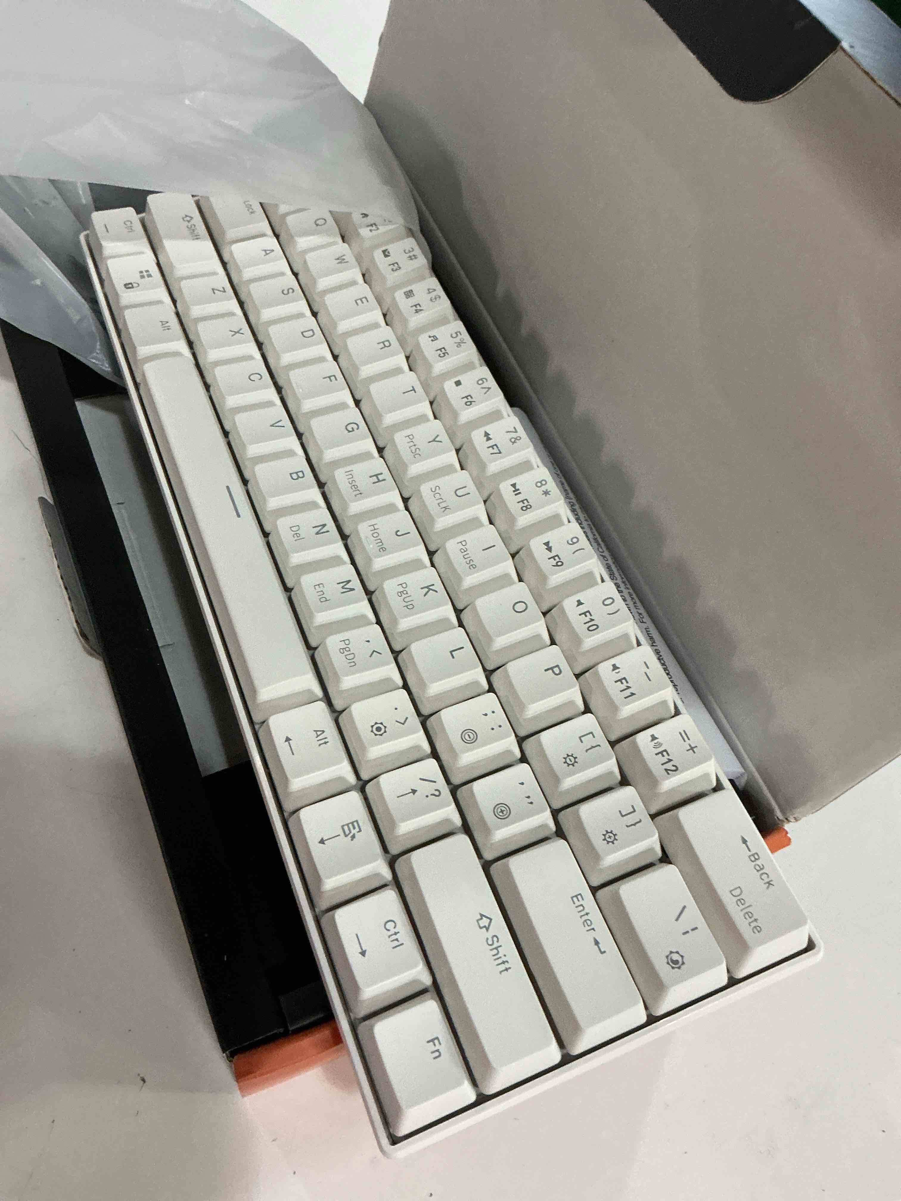 Condition photo showing Good Condition for rk royal kludge rk61 60% gaming keyboard, wired rgb mechanical keyboard with no-conflict 61 keys, hot swappable pc game keyboards for windows mac, quiet red switch-white hot-swappable red switch white