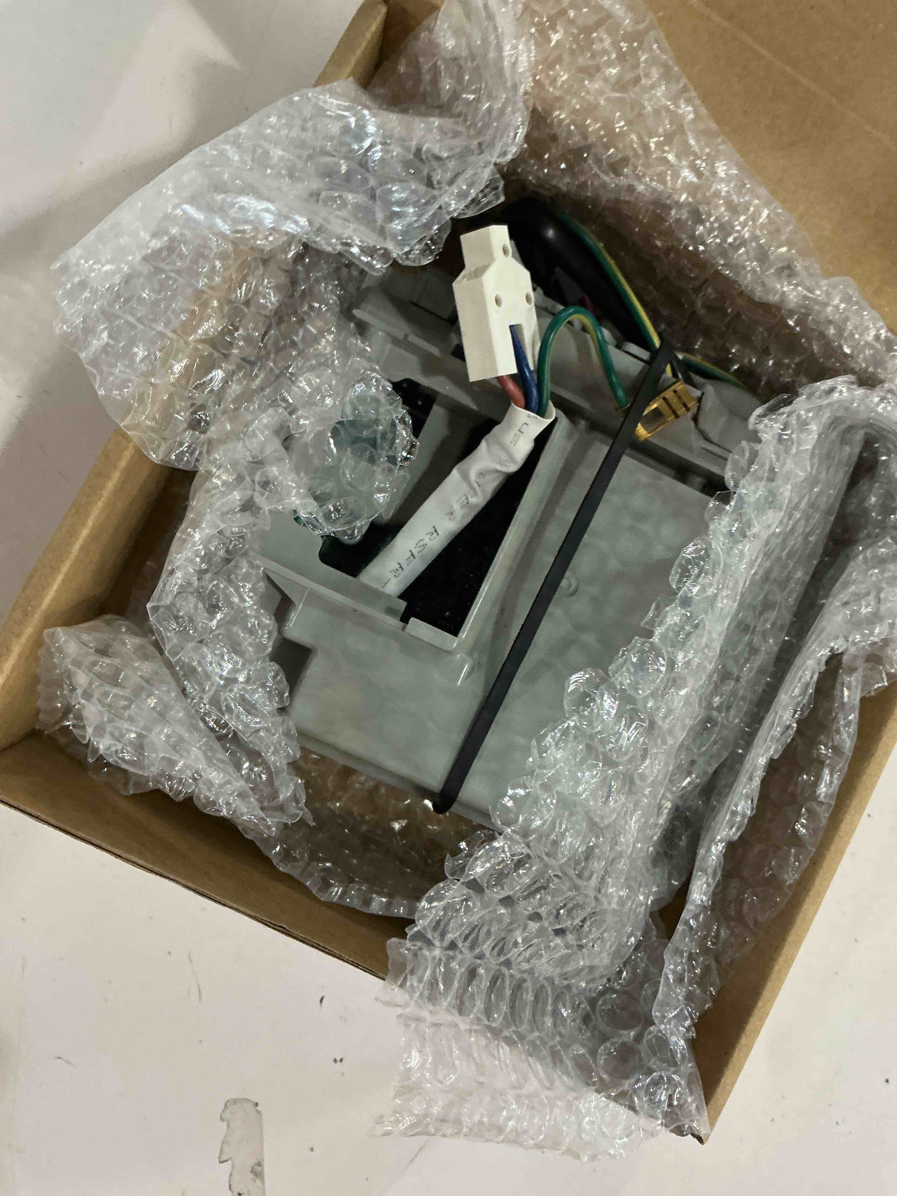 Condition photo showing New/Like New for refrigerator inverter control board vcc3 1156 m4 f 9b(3.3a output) replaces w10710090,w10154805,w10893917, wr55x10490, fits for some ge bosch refrigerator gsh25isxlss,pfe29psdass