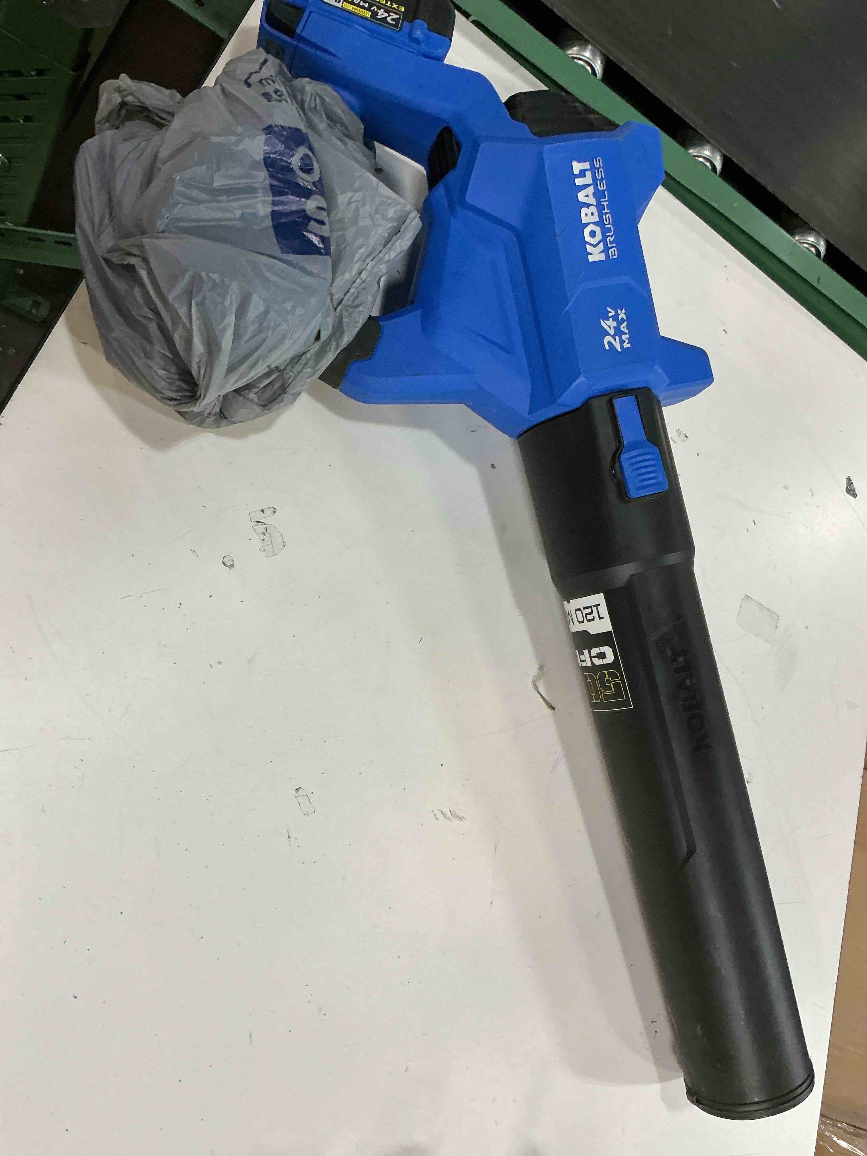 Condition photo showing Good Condition for kobalt 2600601 handheld leaf blower - blue