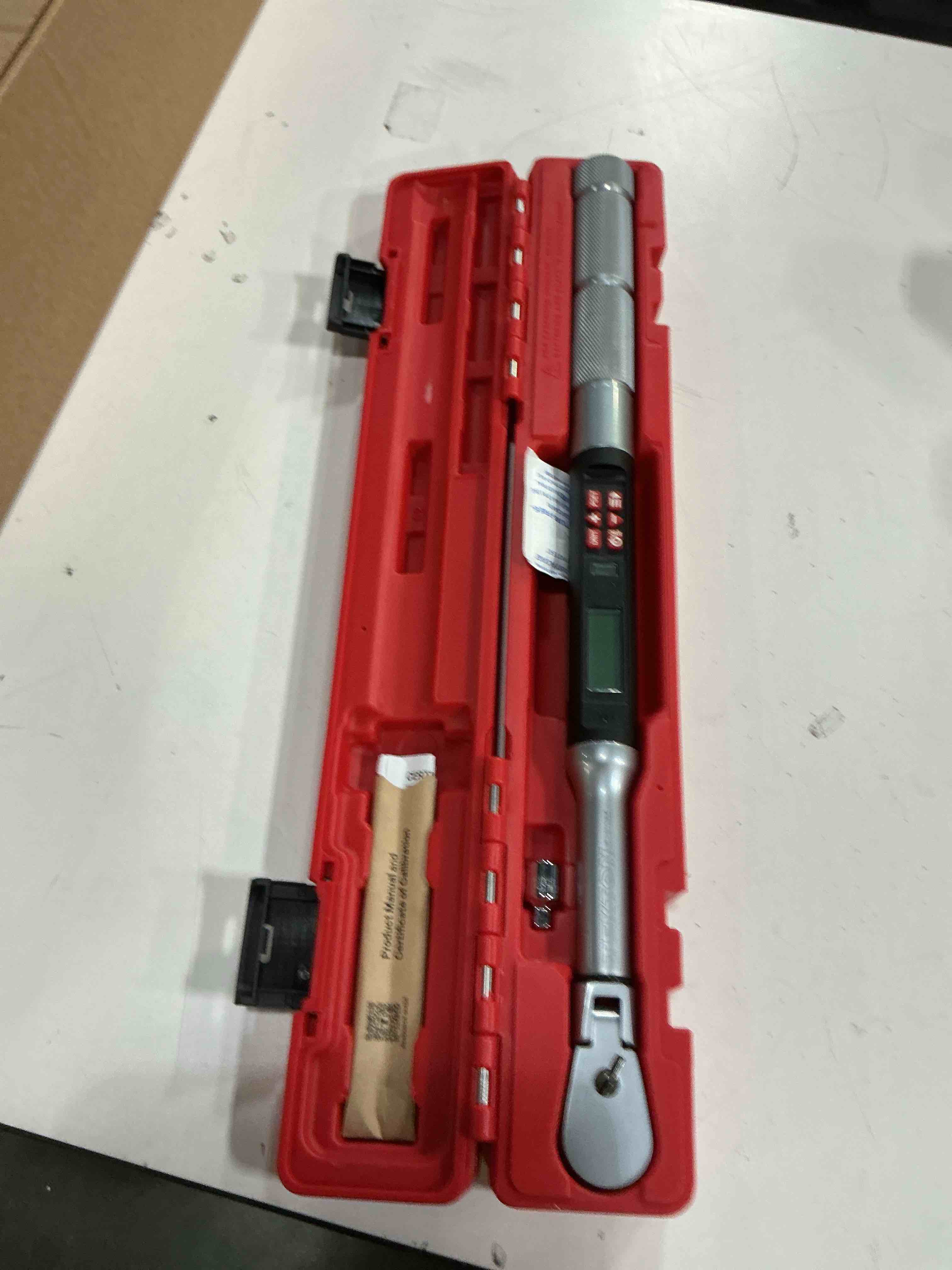 Condition photo showing Good Condition for tekton 3/8 inch drive 90-tooth flex head dual-direction electronic torque wrench (10-100 ft-lb)