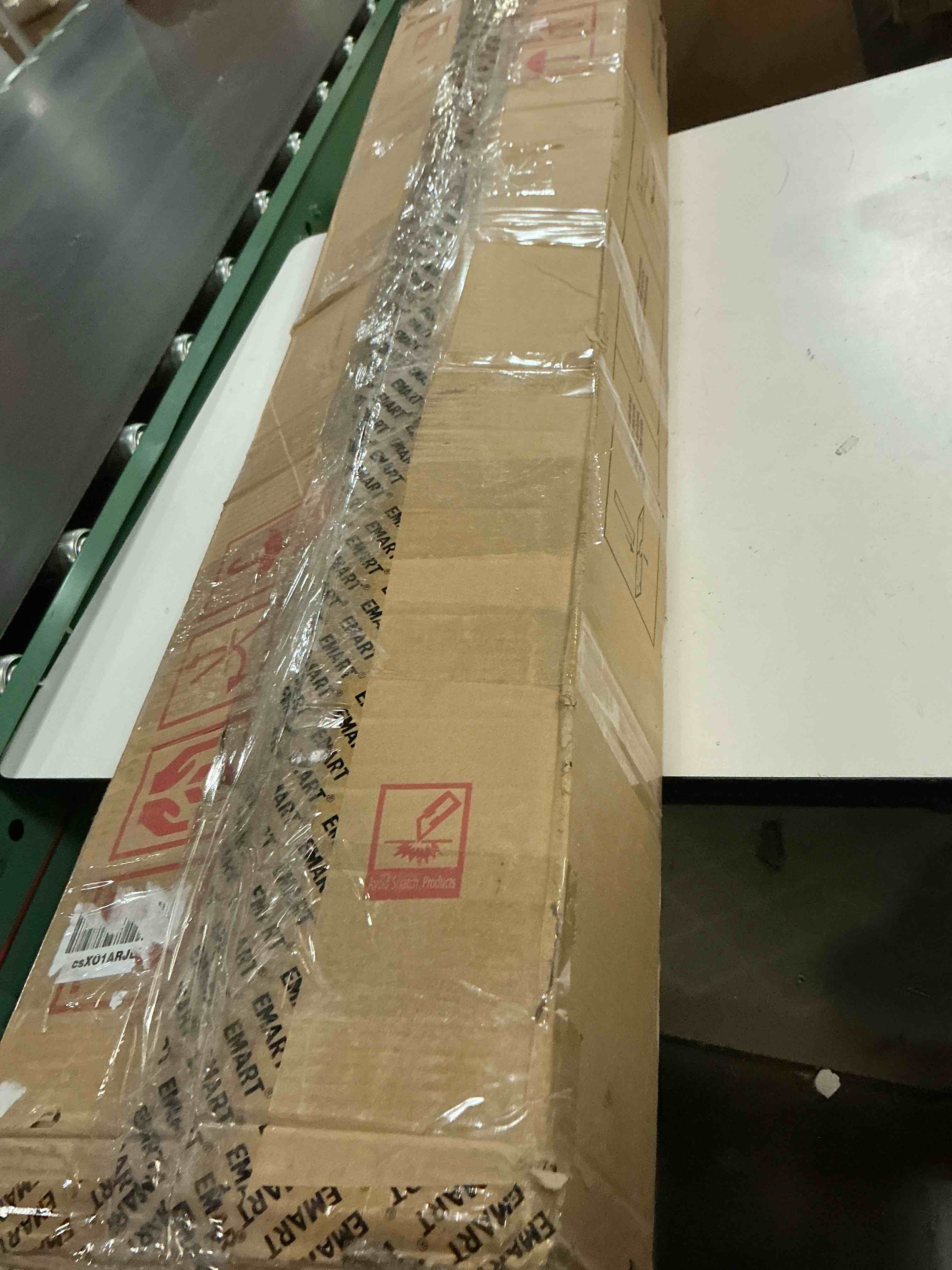 https://s3.amazonaws.com/lotting-images-prod/bidfta/PNK4907233_1776695566212.jpeg