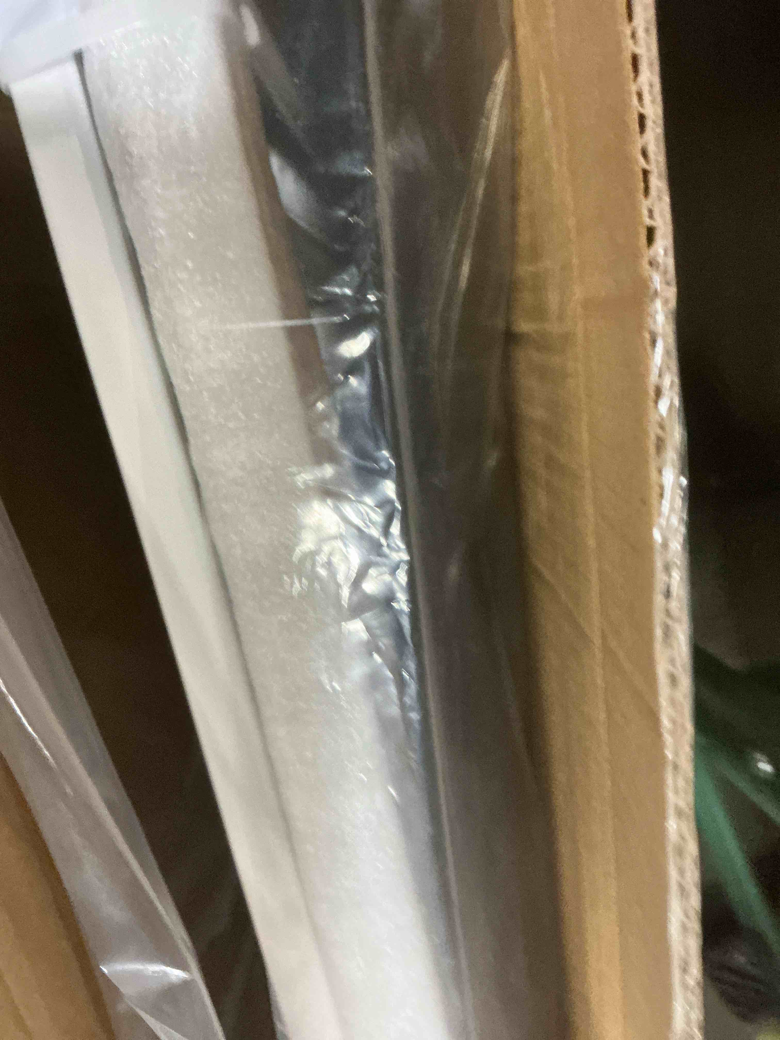 Condition photo showing Good Condition for cumbor 29.7–51.5" extra wide baby gate for stairs, pressure-mounted dog gates for doorways & hallways, auto-close walk-through, no-trip design, child proof safety, dog/pet gate for indoor use, white white 29.7-51.5"w x 30.5"h