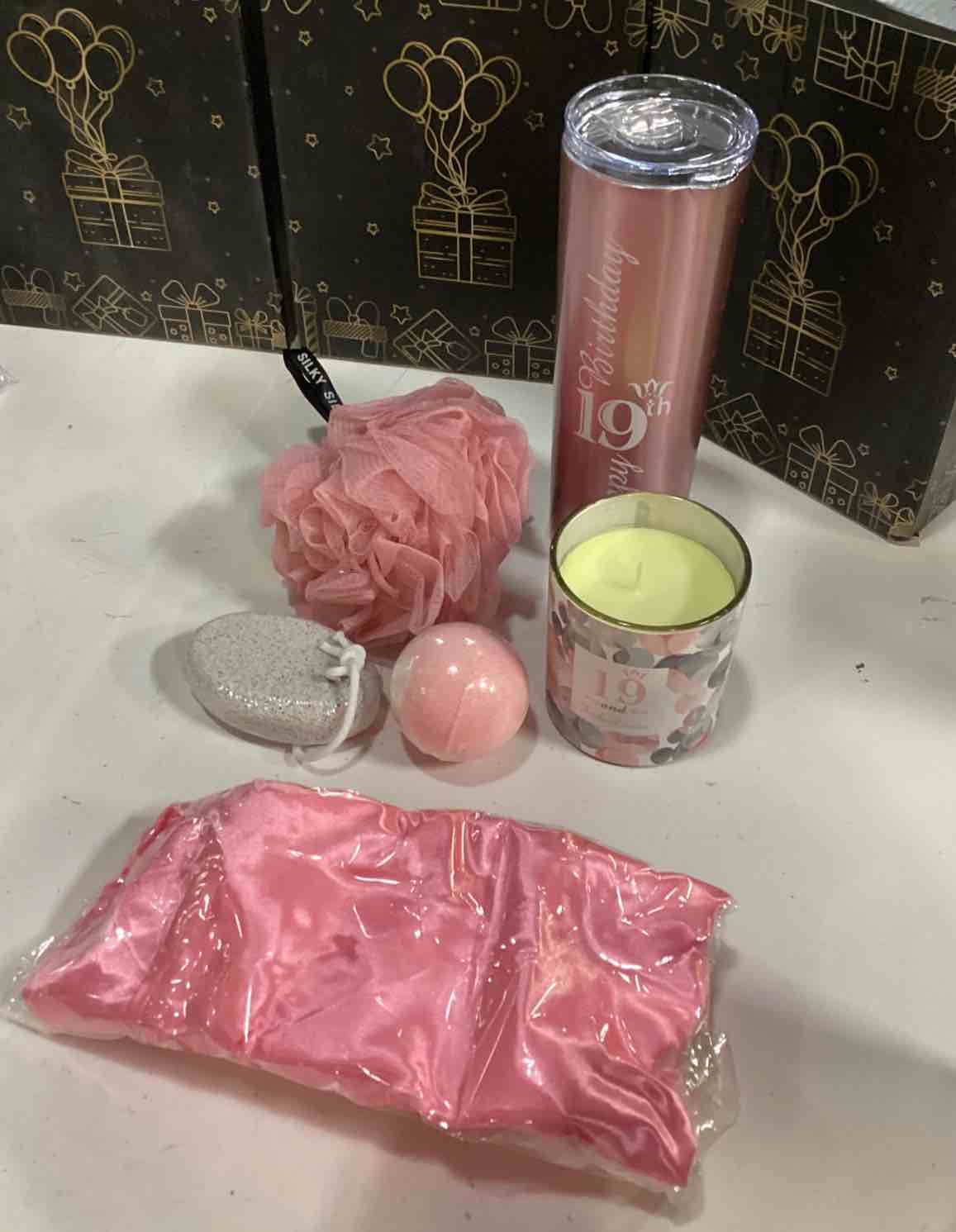 happy 19th birthday gift set for her