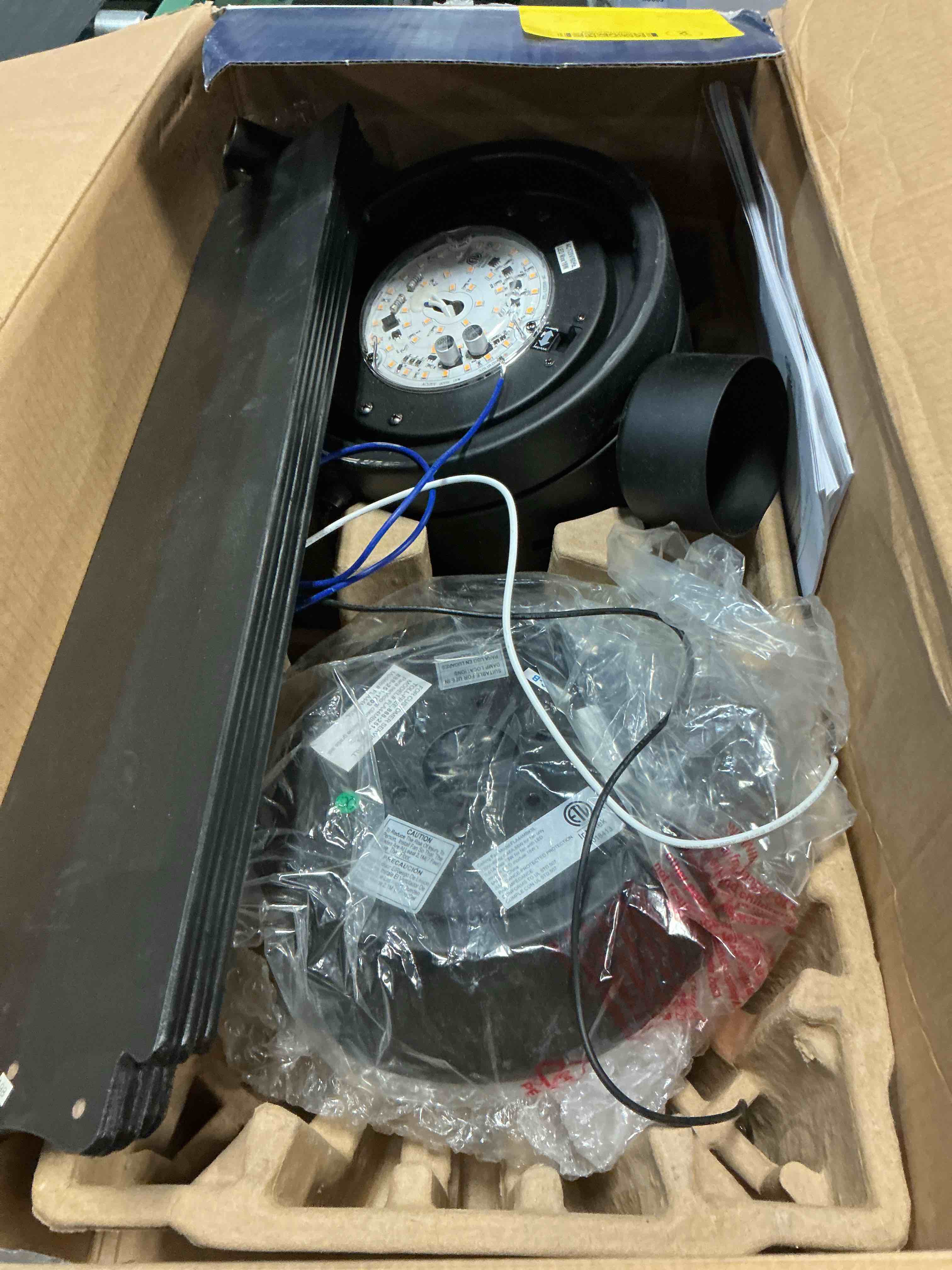 Condition photo showing As Is for  harbor breeze sunport easy2hang 44-in matte black with matte blades led covered outdoor