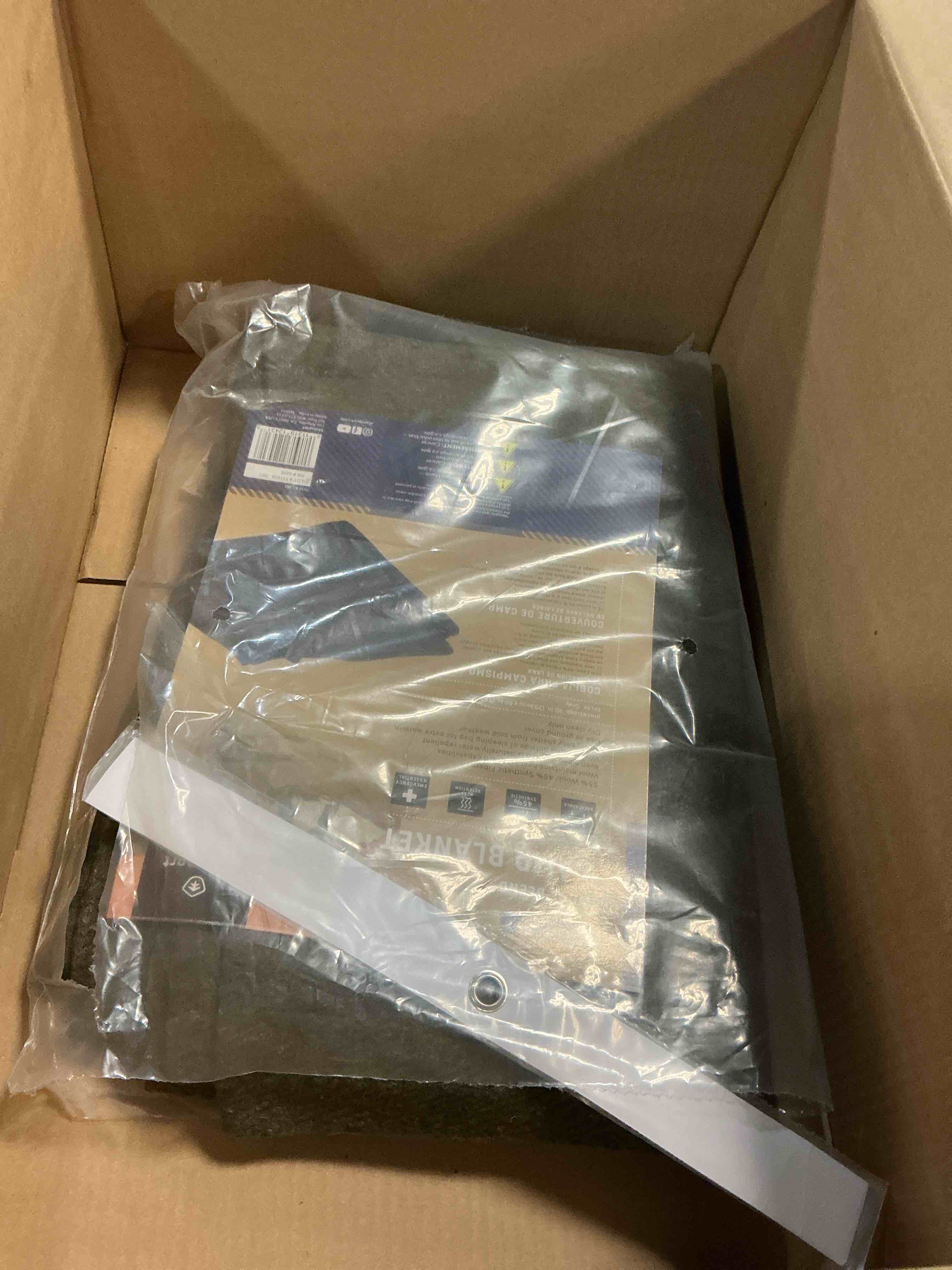 Condition photo showing Good Condition for stansport wool blend camp blankets