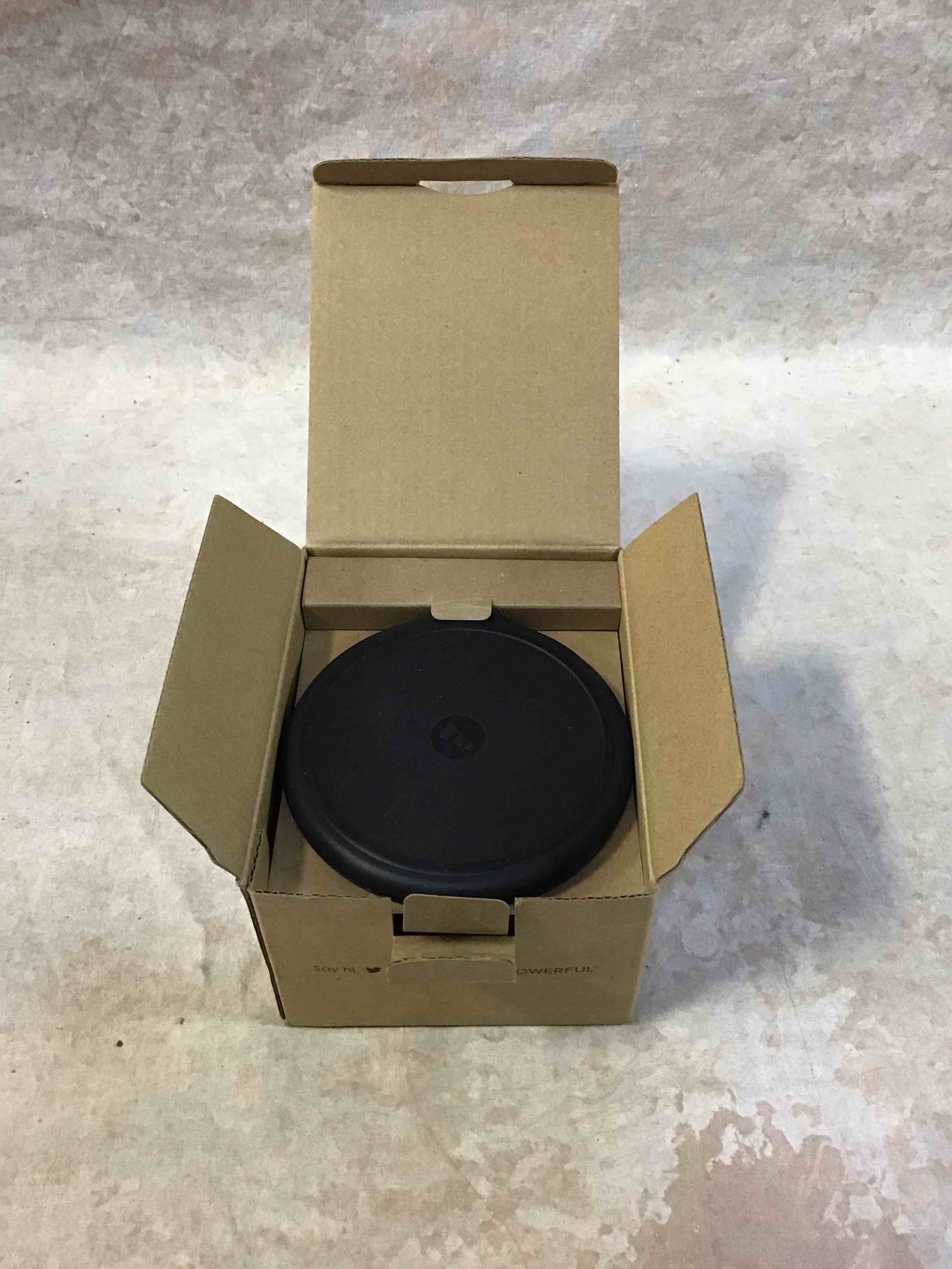 https://s3.amazonaws.com/lotting-images-prod/bidfta/PNK4912328_1775502477077.jpeg