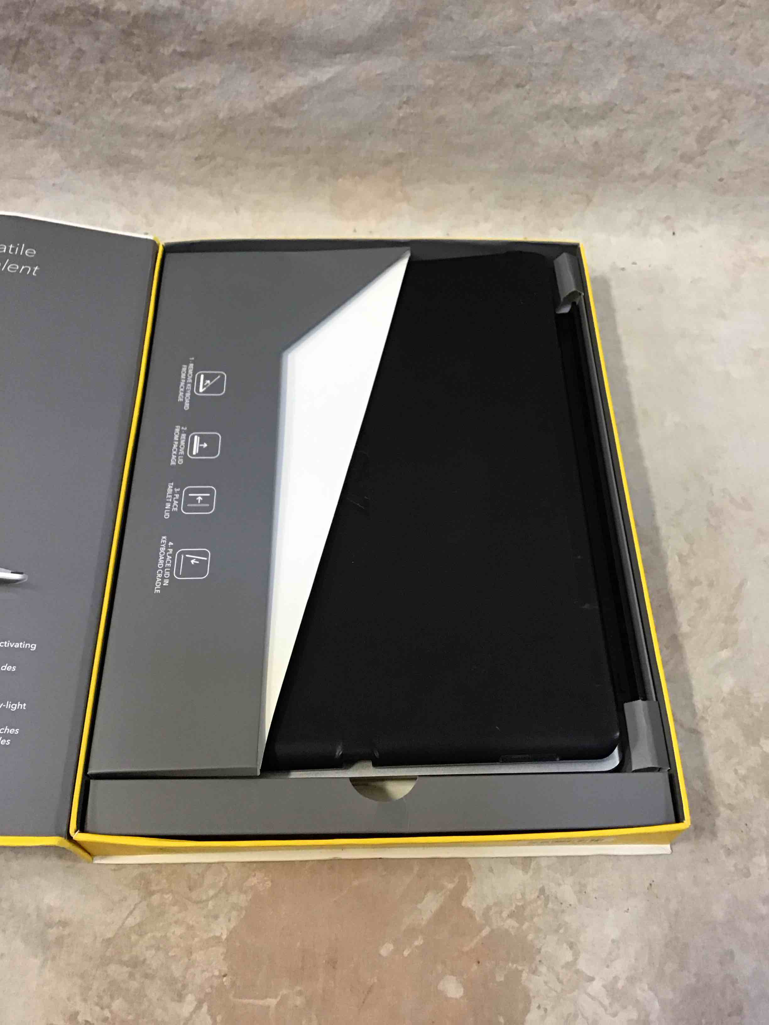 Condition photo showing Good Condition for zagg slim book ultrathin case hinged with detachable backlit keyboard for ipad pro 12.9 - black
