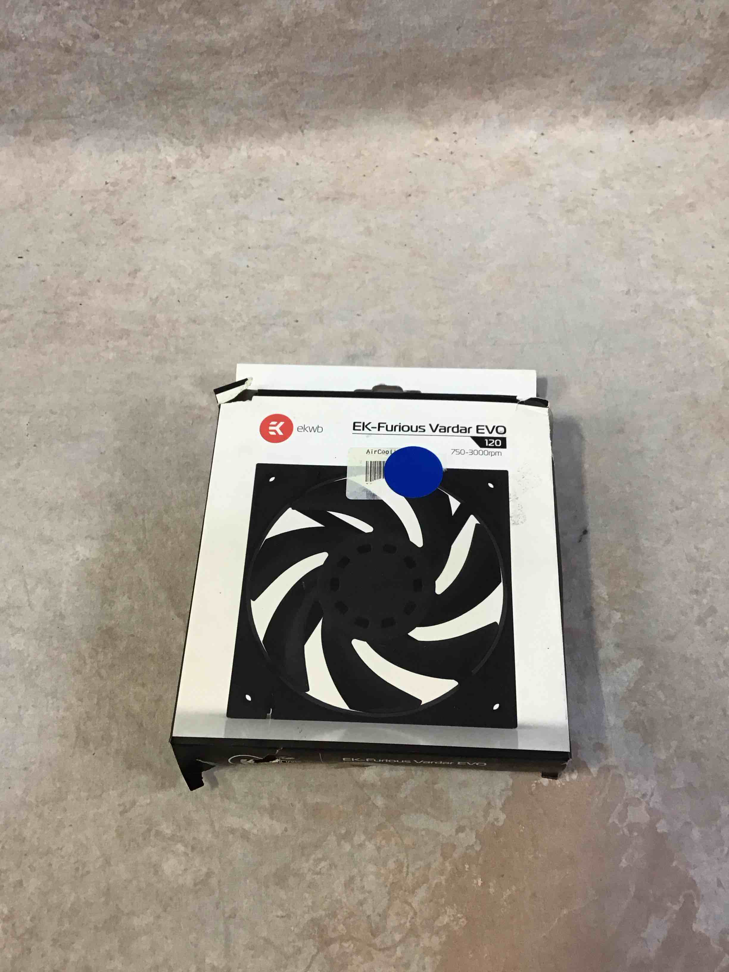 Condition photo showing Good Condition for ekwb ek-furious vardar evo 120 pwm 120mm fan, 3000 rpm