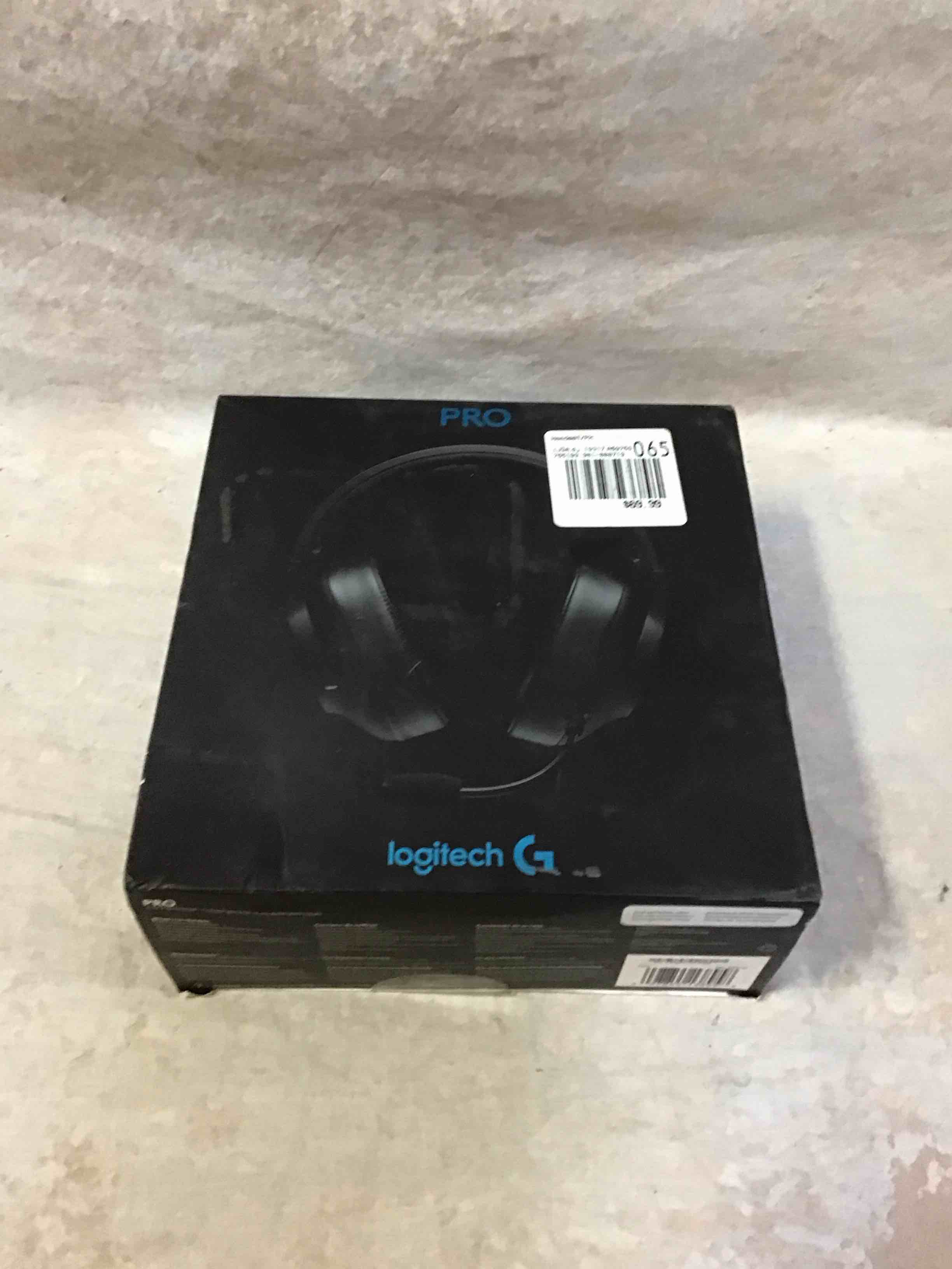 Condition photo showing Good Condition for logitech - g pro wired surround sound gaming headset for pc, ps4, nintendo switch, xbox one, vr - black