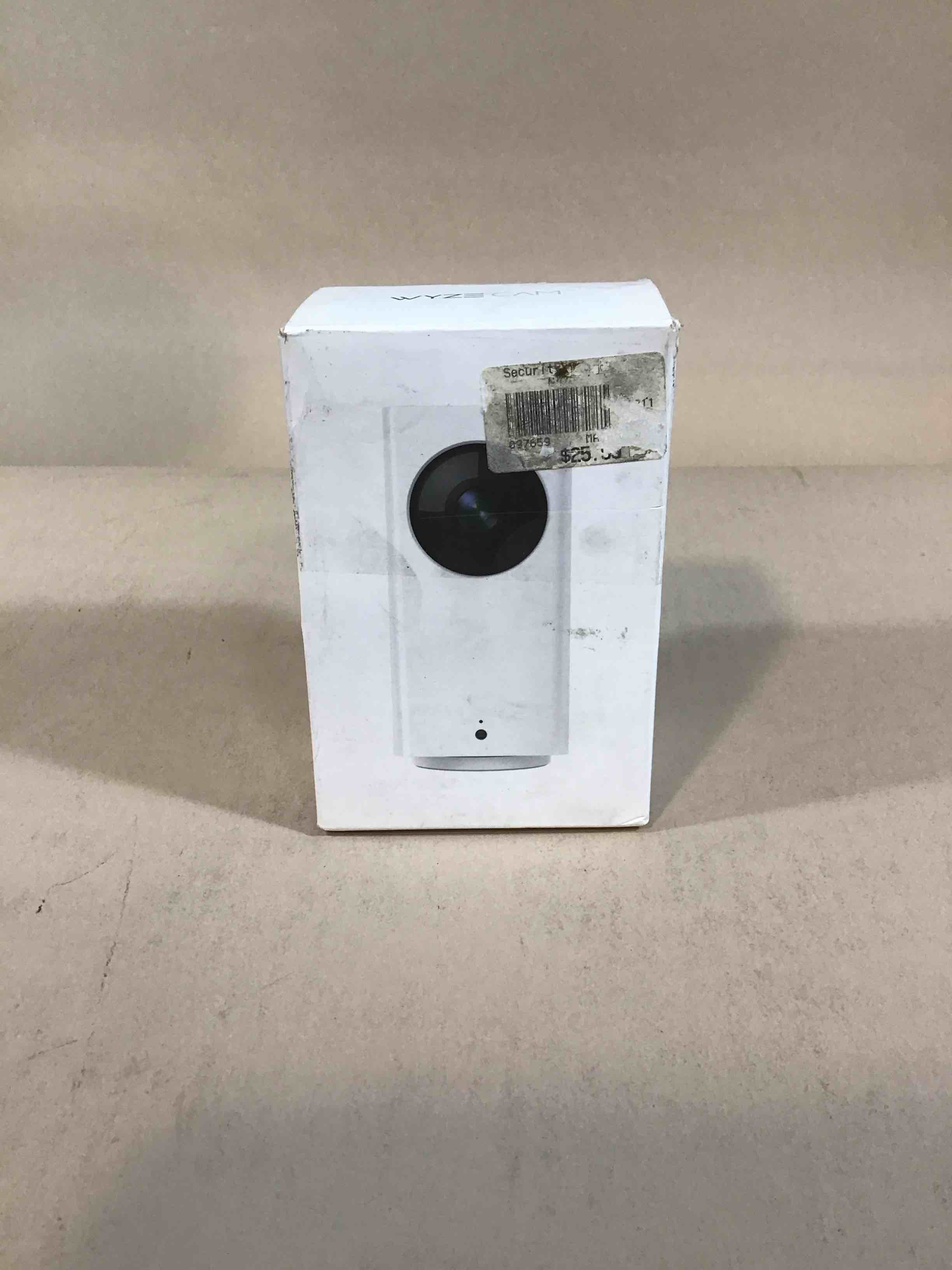 Condition photo showing Good Condition for wyze cam