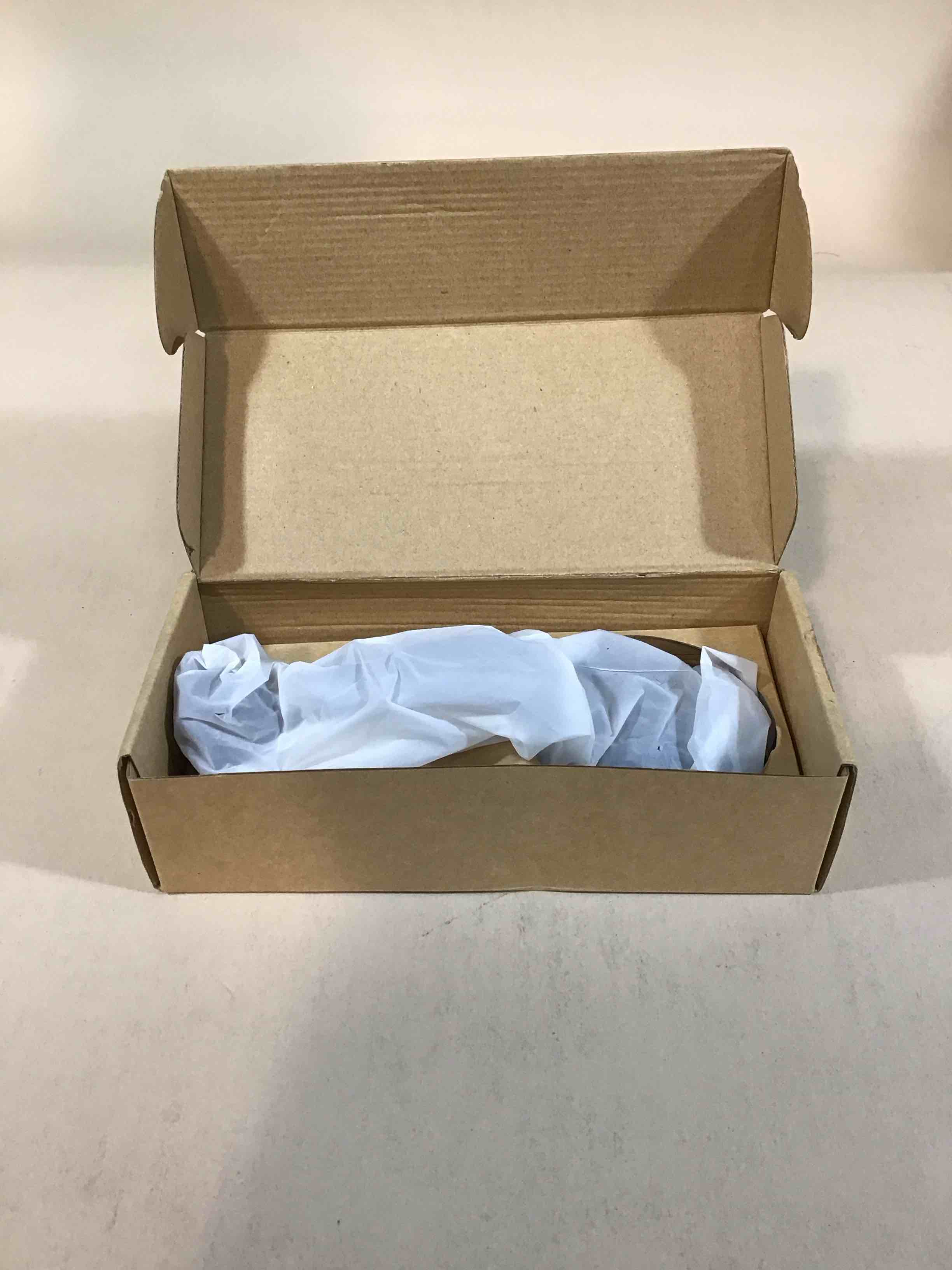 Condition photo showing Good Condition for aukey car megnetic phone mount