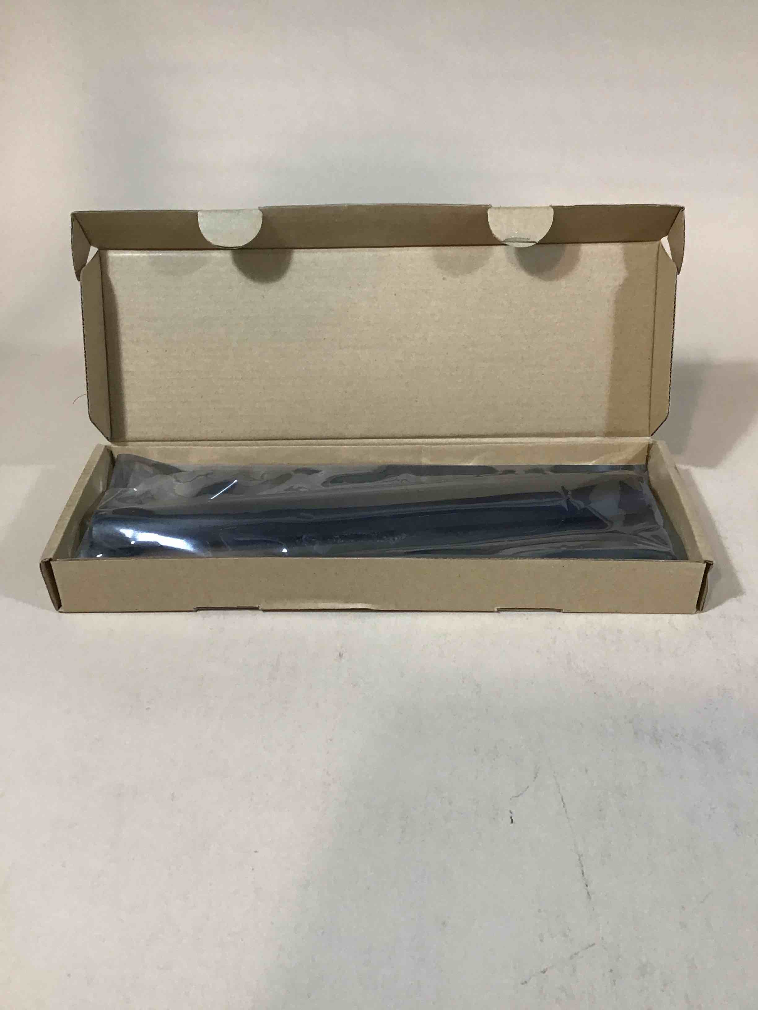 https://s3.amazonaws.com/lotting-images-prod/bidfta/PNK4912631_1775852875921.jpeg