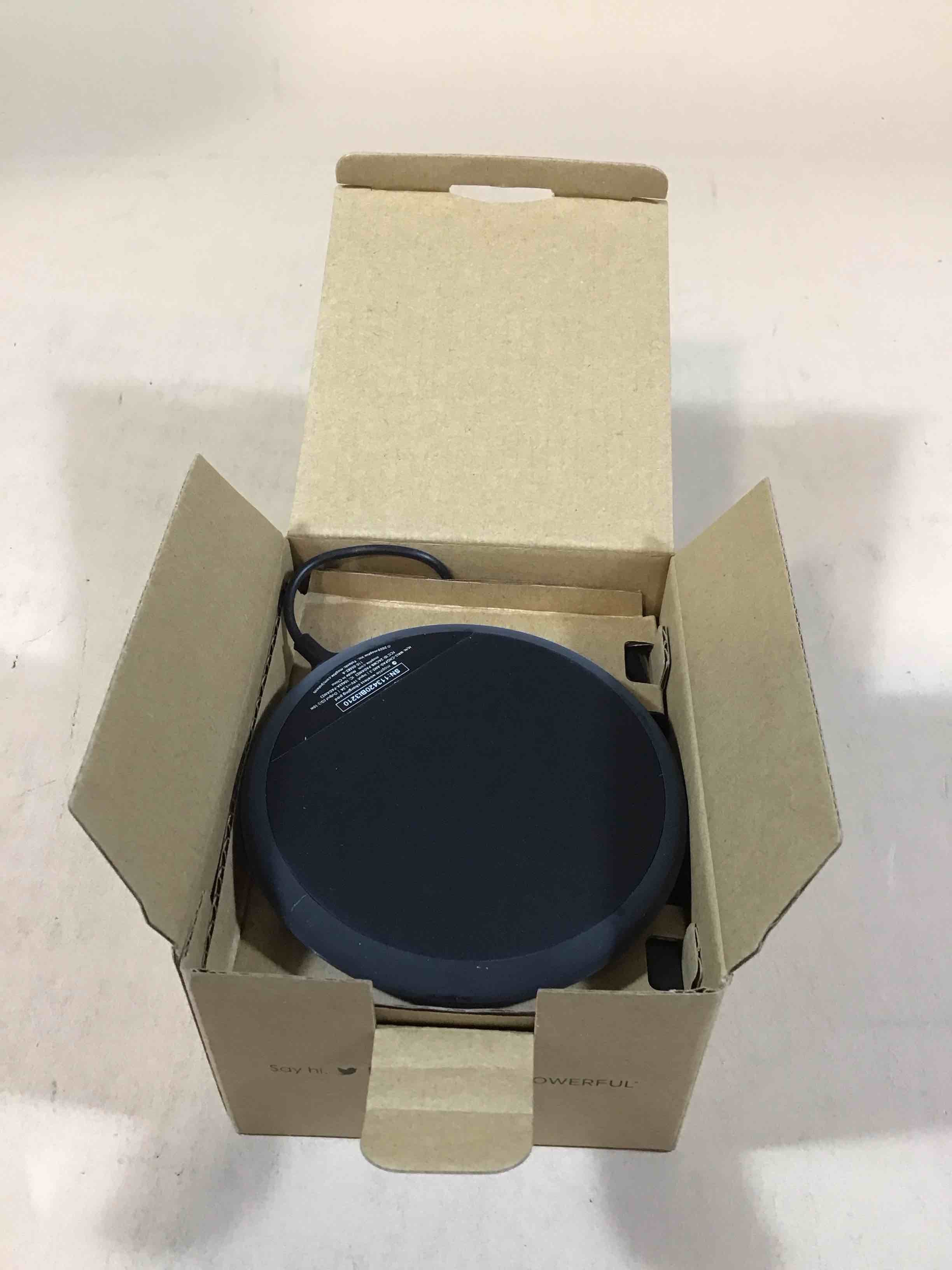 Condition photo showing Good Condition for mophie wireless charging pad 