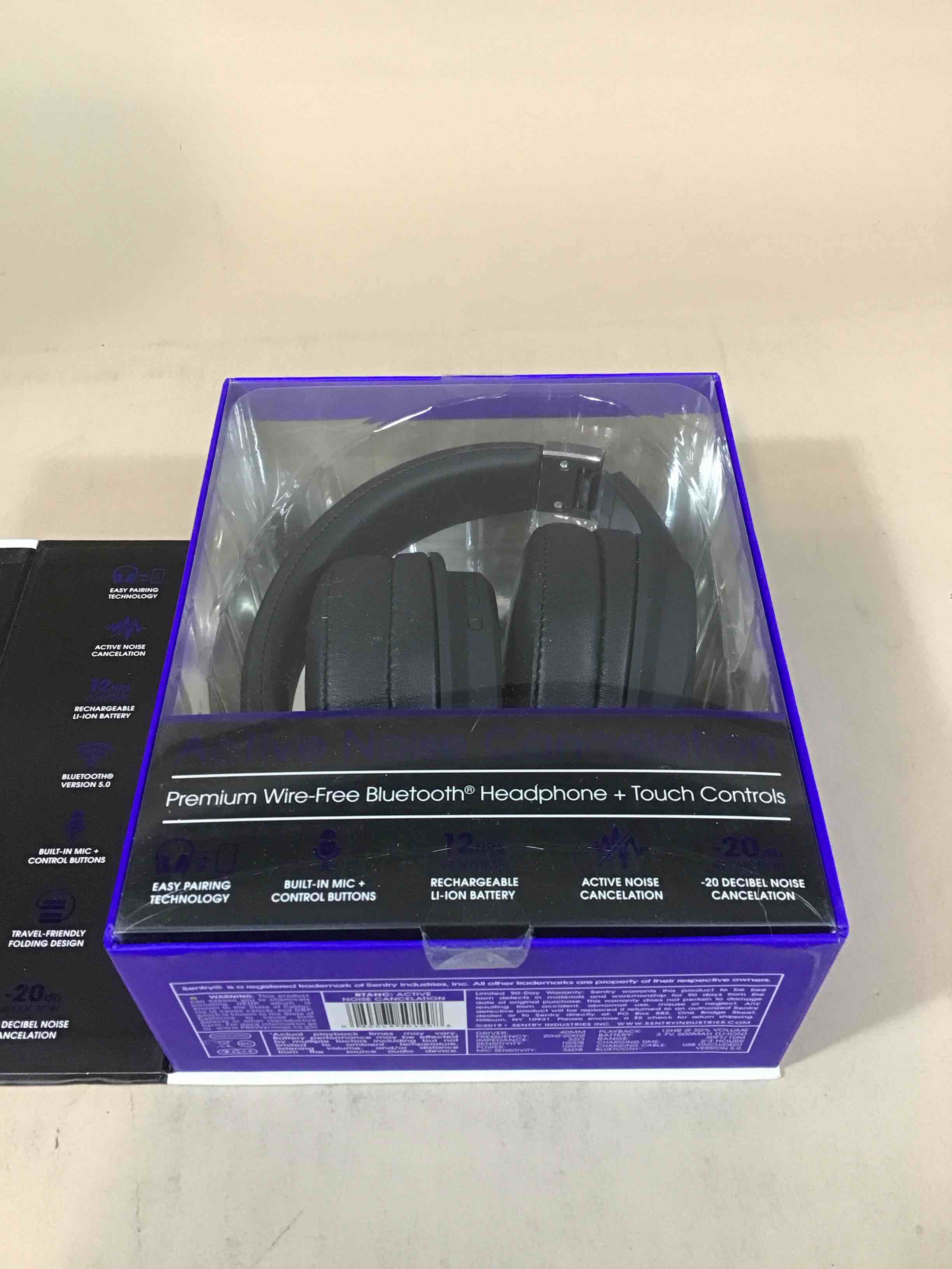 https://s3.amazonaws.com/lotting-images-prod/bidfta/PNK4913208_1778074227578.jpeg