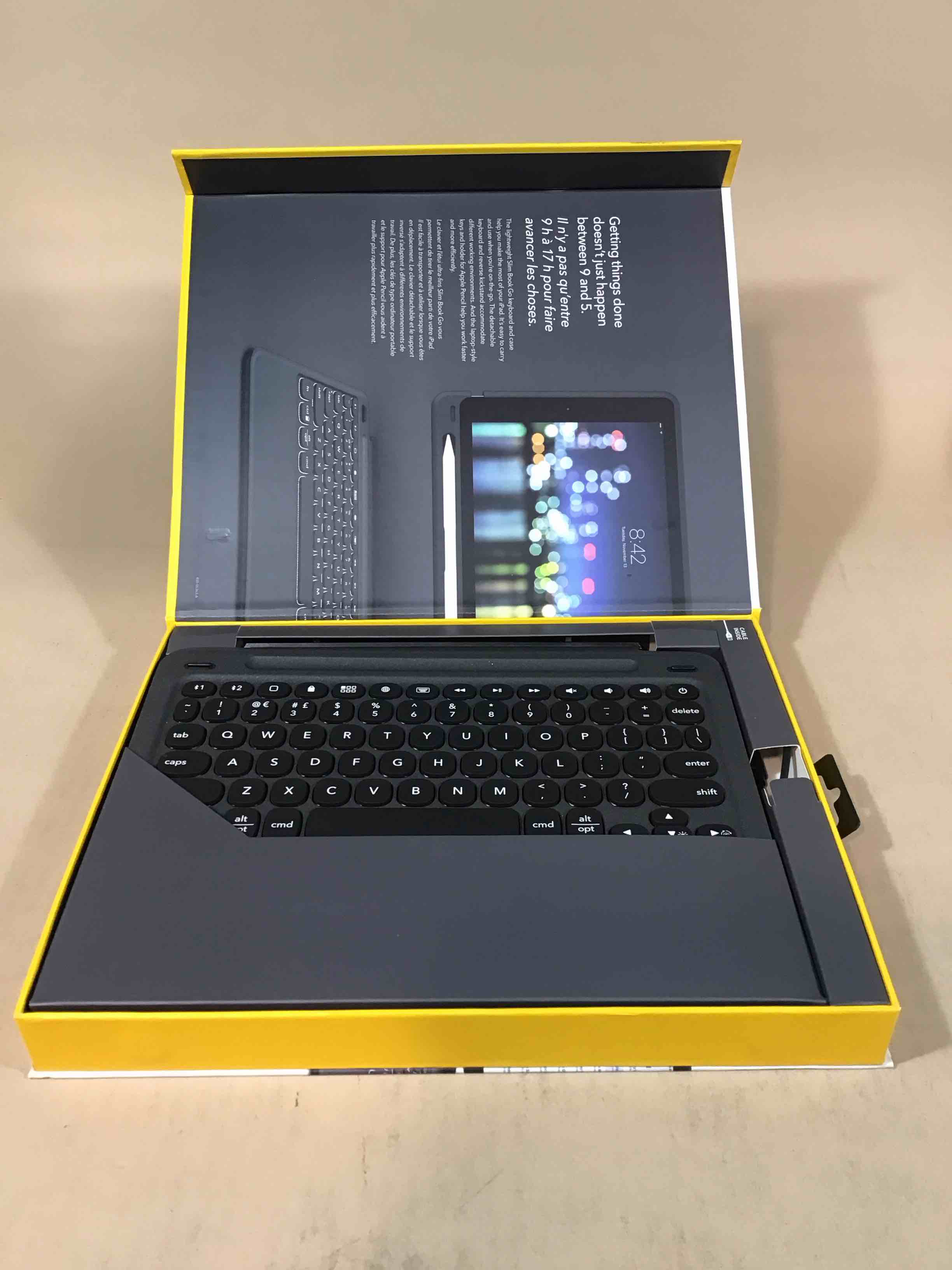 https://s3.amazonaws.com/lotting-images-prod/bidfta/PNK4913211_1778074603436.jpeg