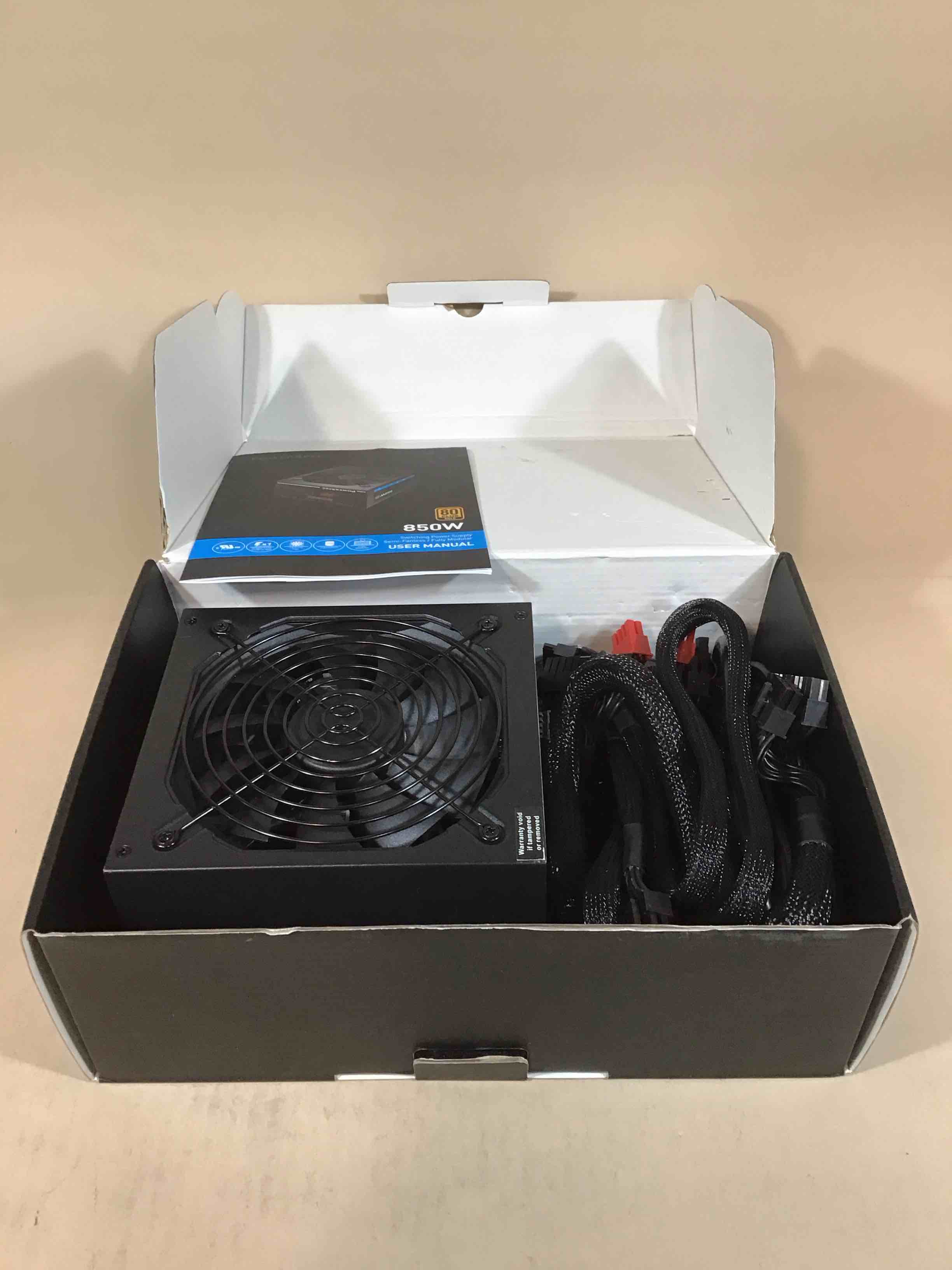 https://s3.amazonaws.com/lotting-images-prod/bidfta/PNK4913261_1778161729389.jpeg