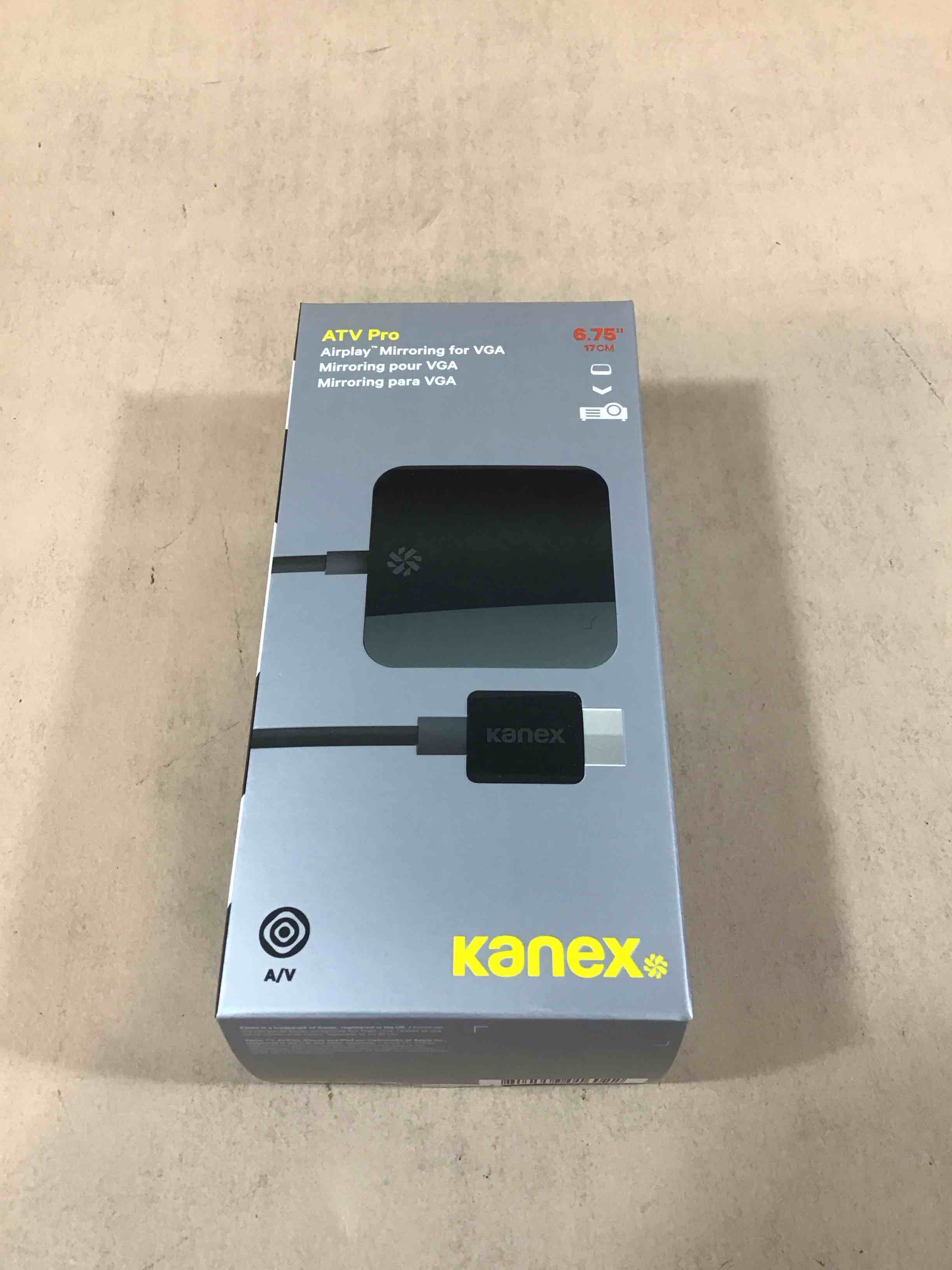 https://s3.amazonaws.com/lotting-images-prod/bidfta/PNK4913271_1778164328313.jpeg