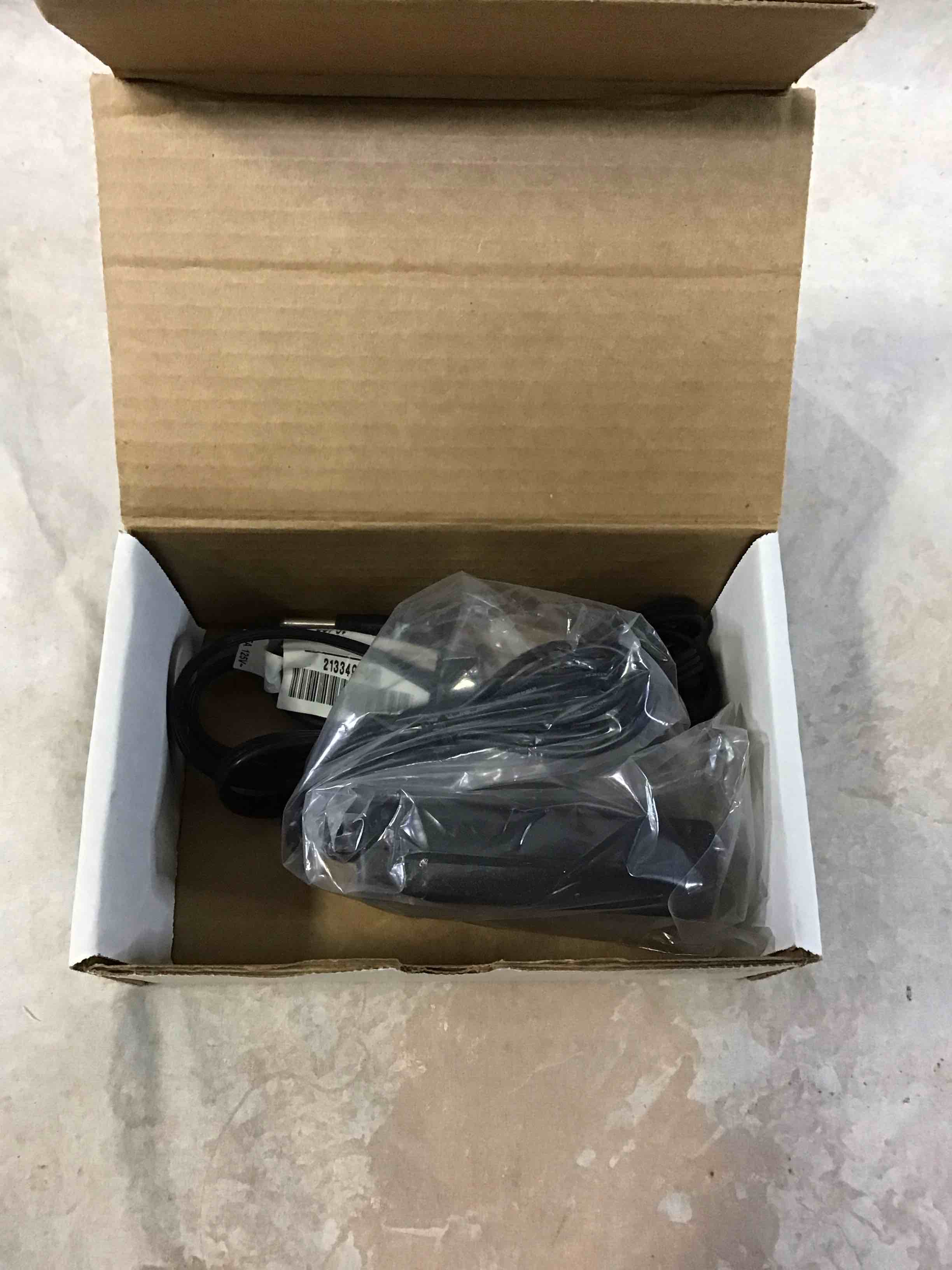 Condition photo showing Good Condition for original hp 65w laptop adapter