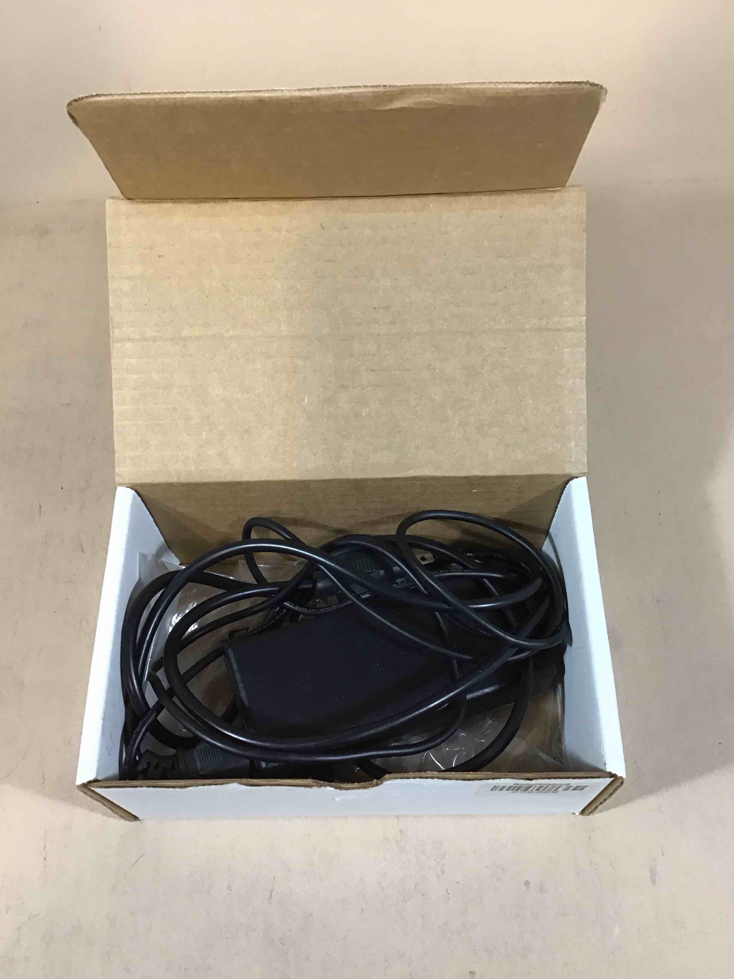 https://s3.amazonaws.com/lotting-images-prod/bidfta/PNK4913773_1779994612712.jpeg