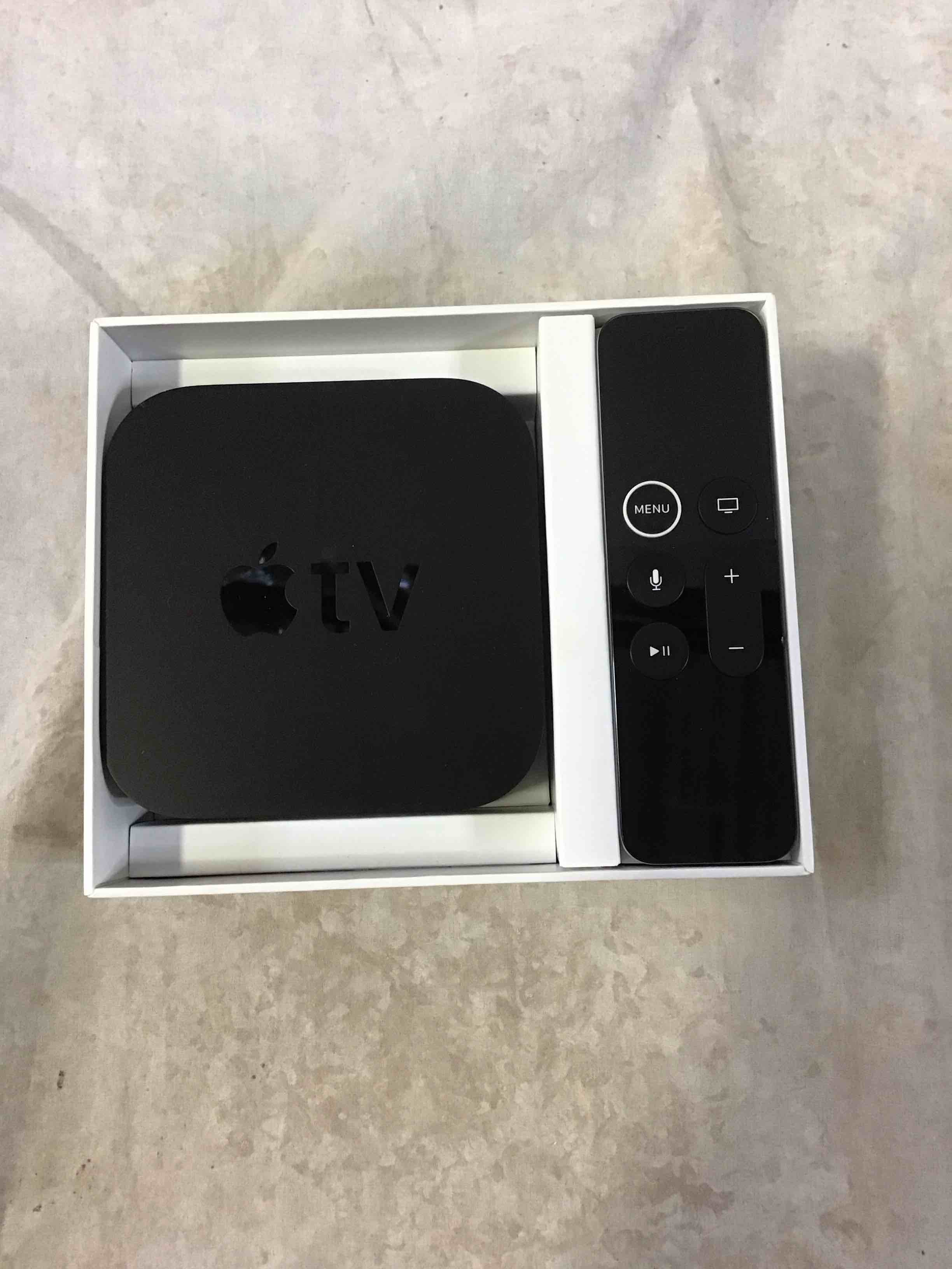 Condition photo showing Good Condition for apple tv hd 32gb - black