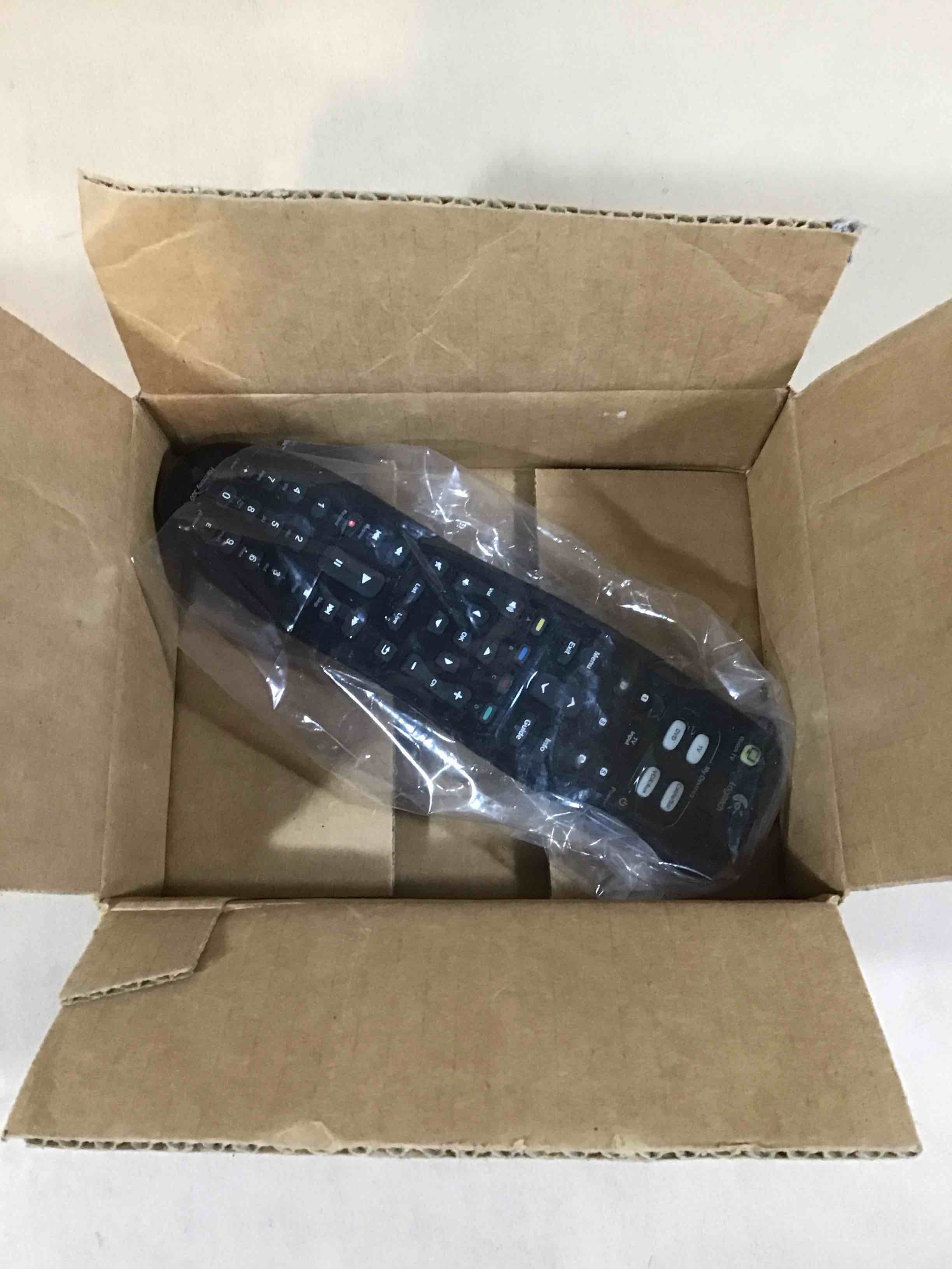 Condition photo showing Good Condition for universal remote