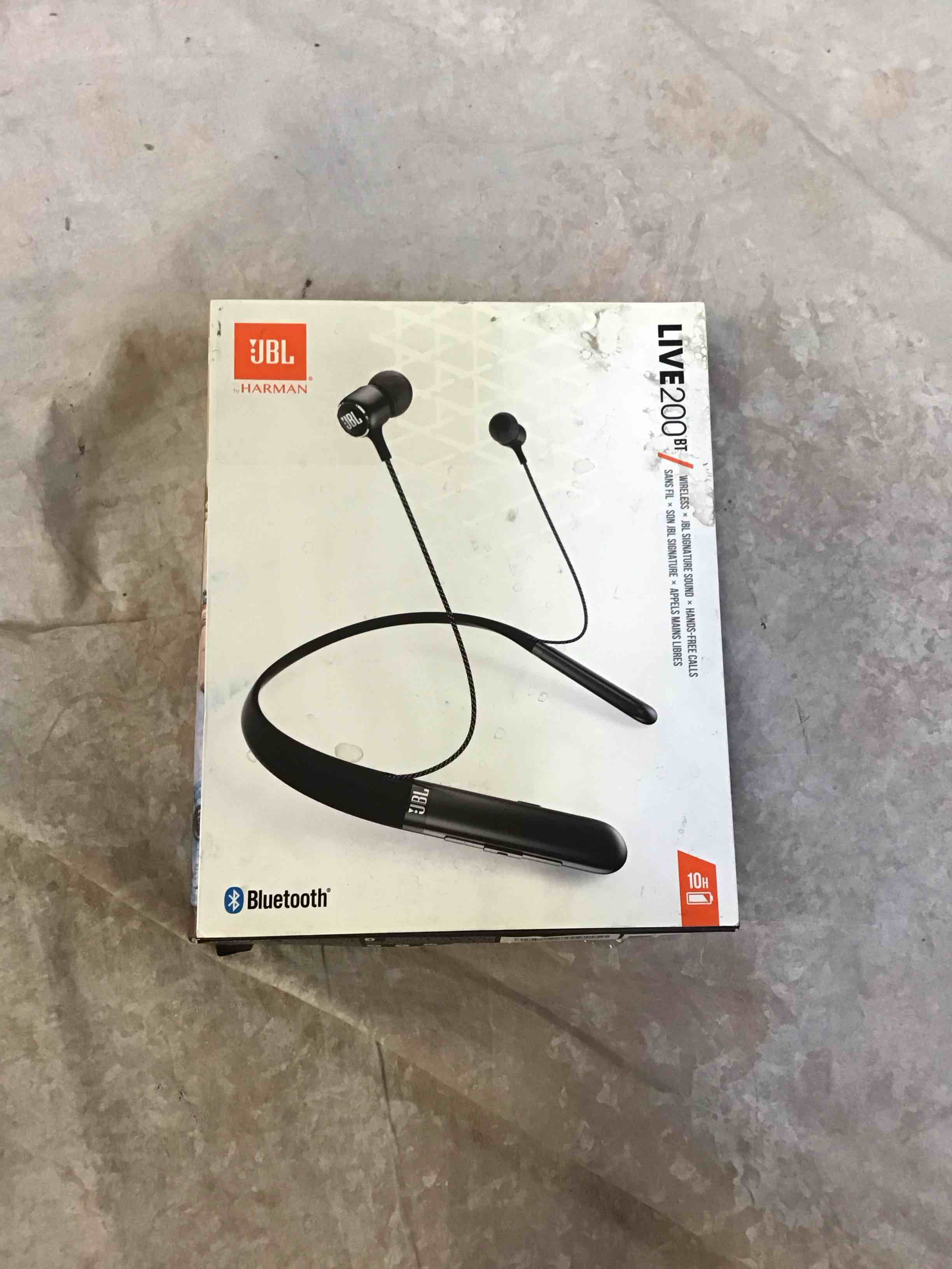 jbl live 200bt wireless in-ear neckband headphones