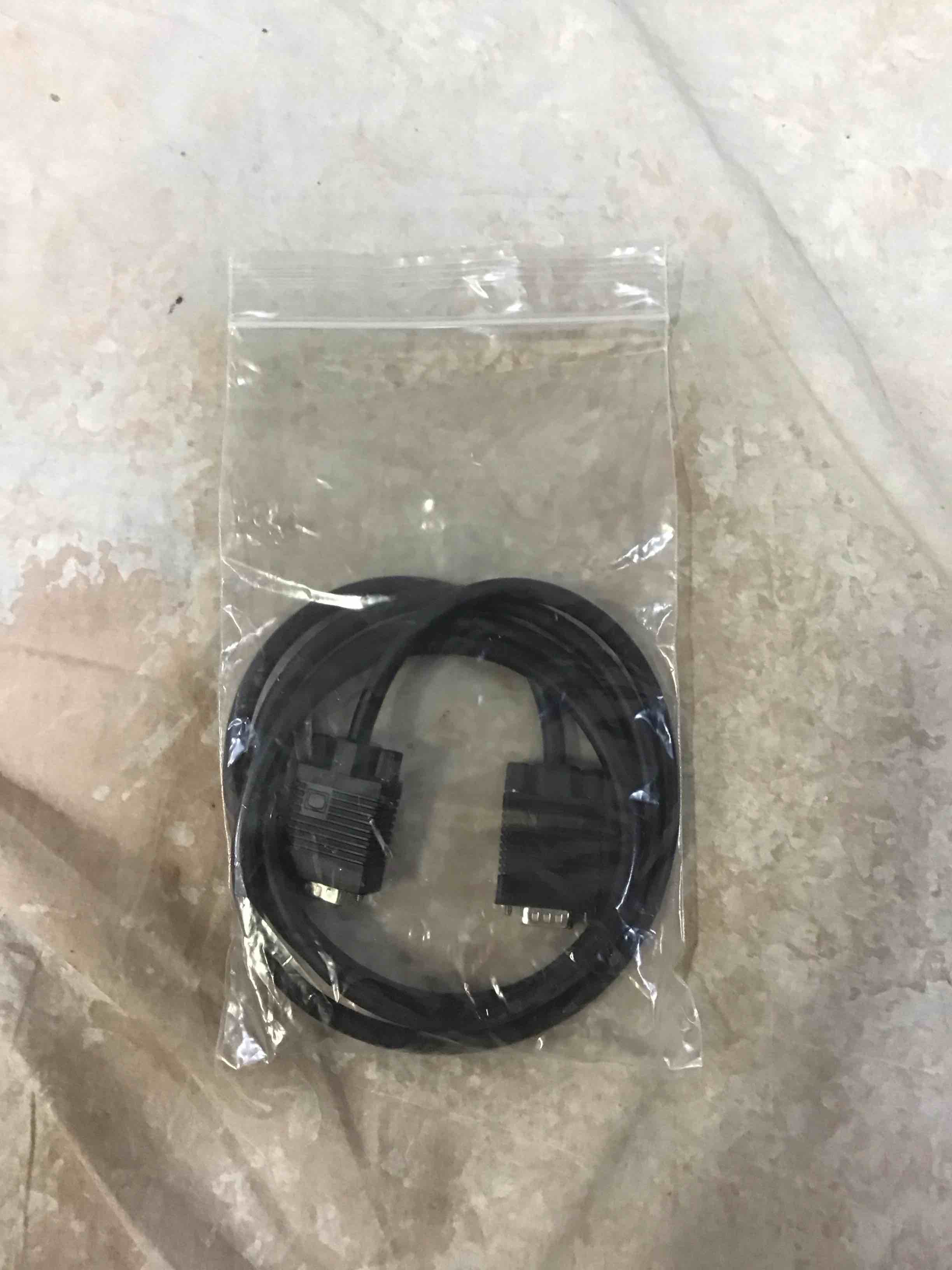 Condition photo showing Good Condition for vga cable