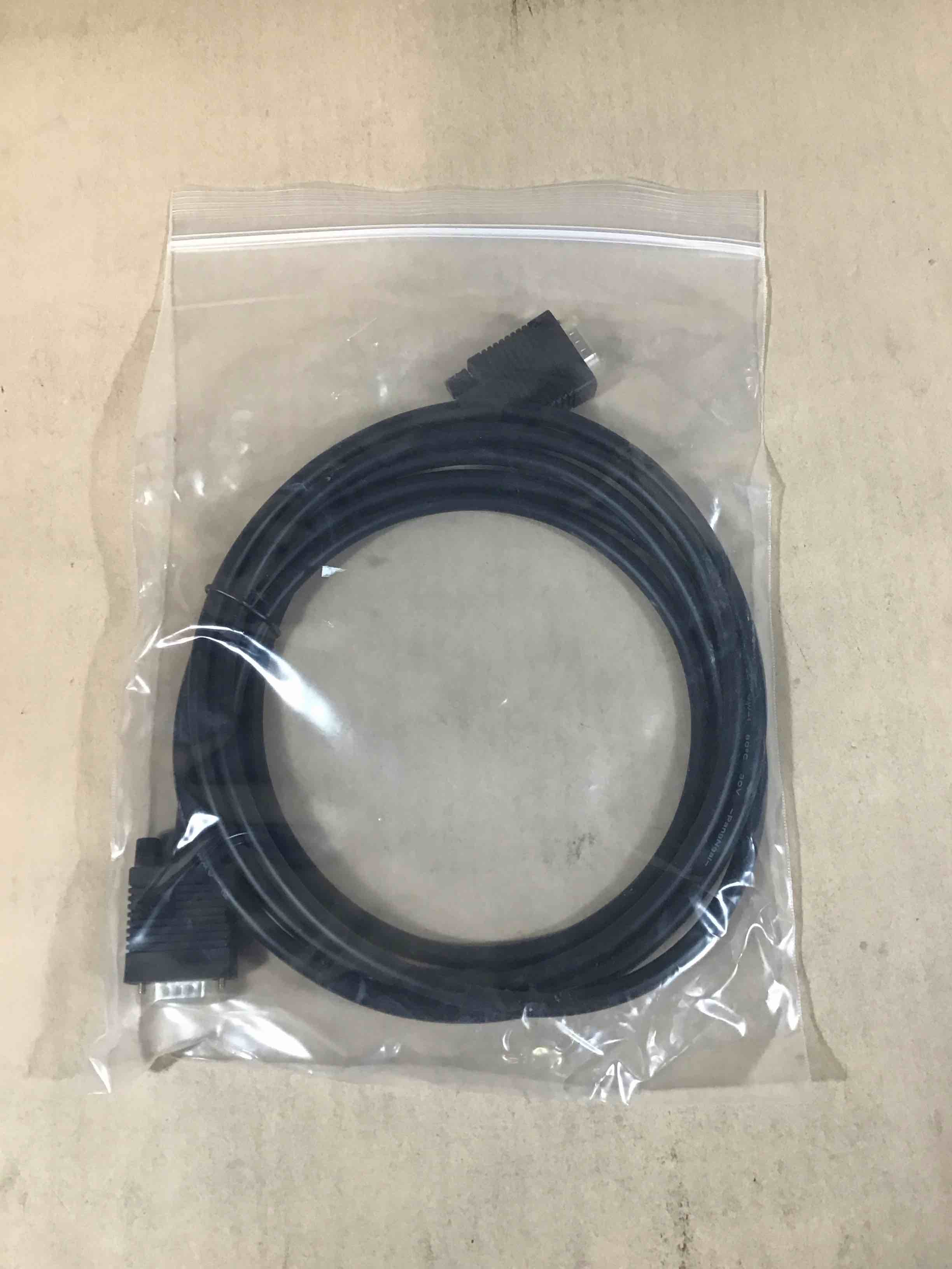 Condition photo showing Good Condition for vga cable 15’