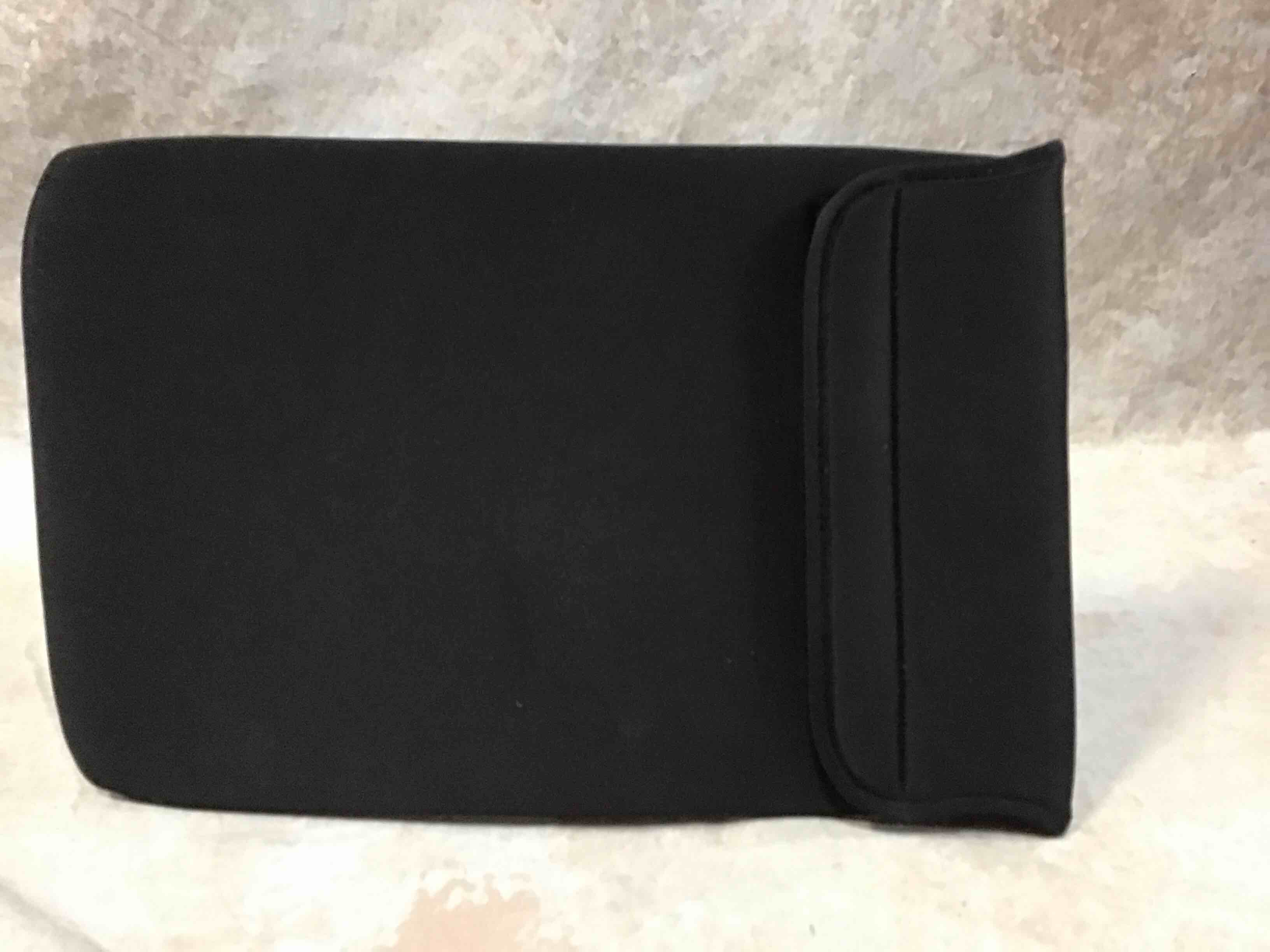 Condition photo showing New/Like New for laptop sleeve 