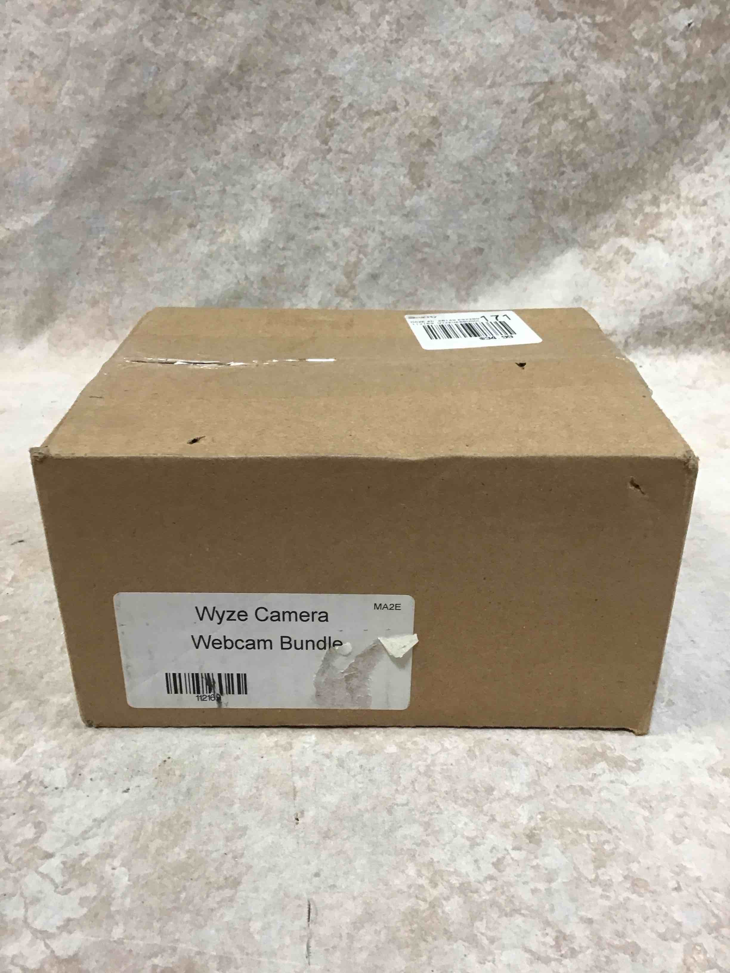 Condition photo showing Good Condition for wyze camera bundle