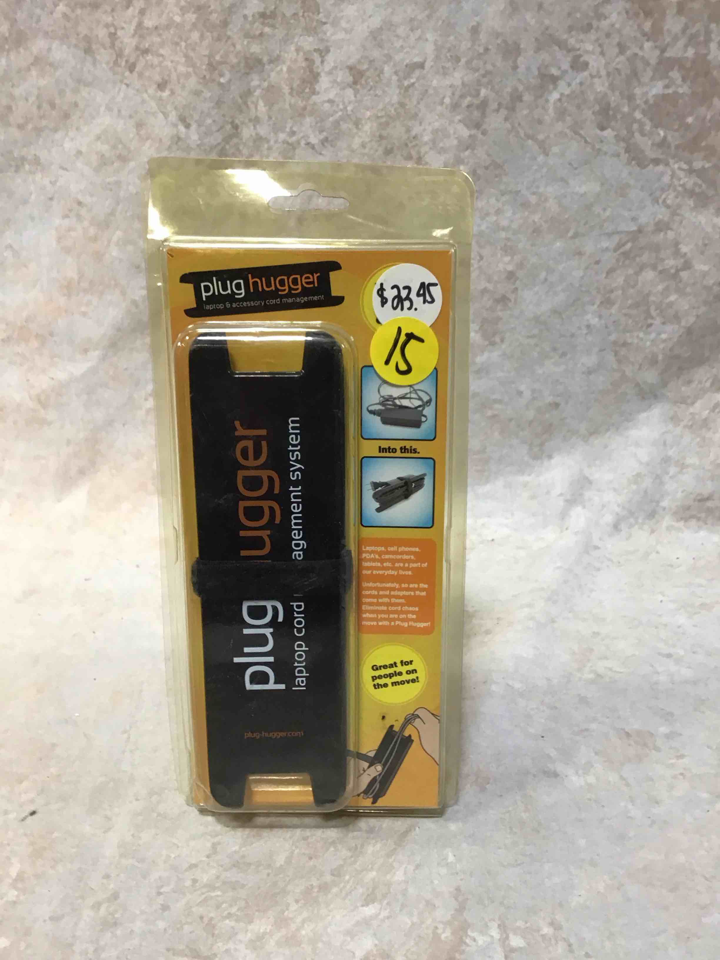 Condition photo showing New/Like New for plug hugger phst2 plug hugger standard 2 pack