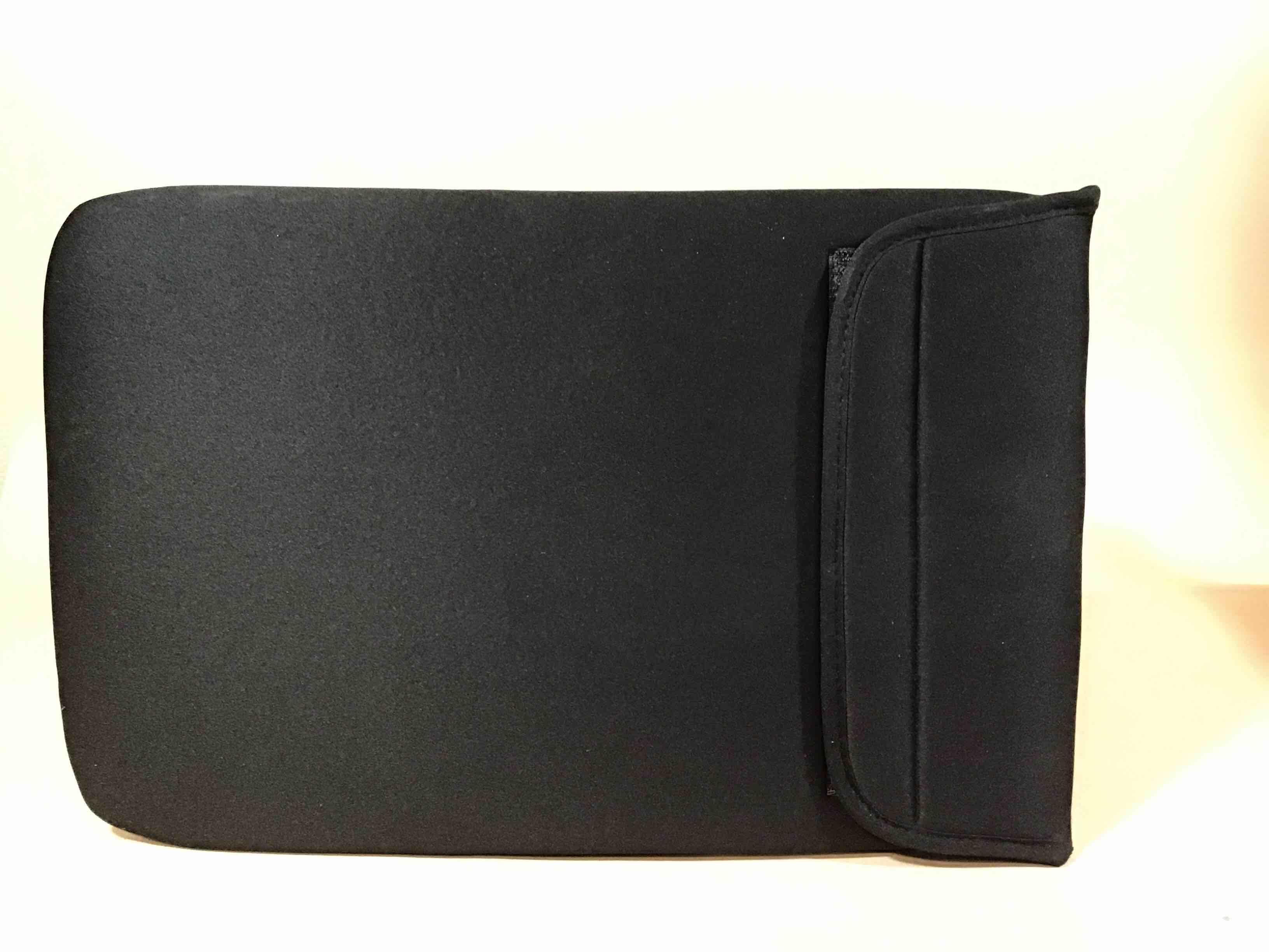 Condition photo showing Good Condition for laptop sleeve