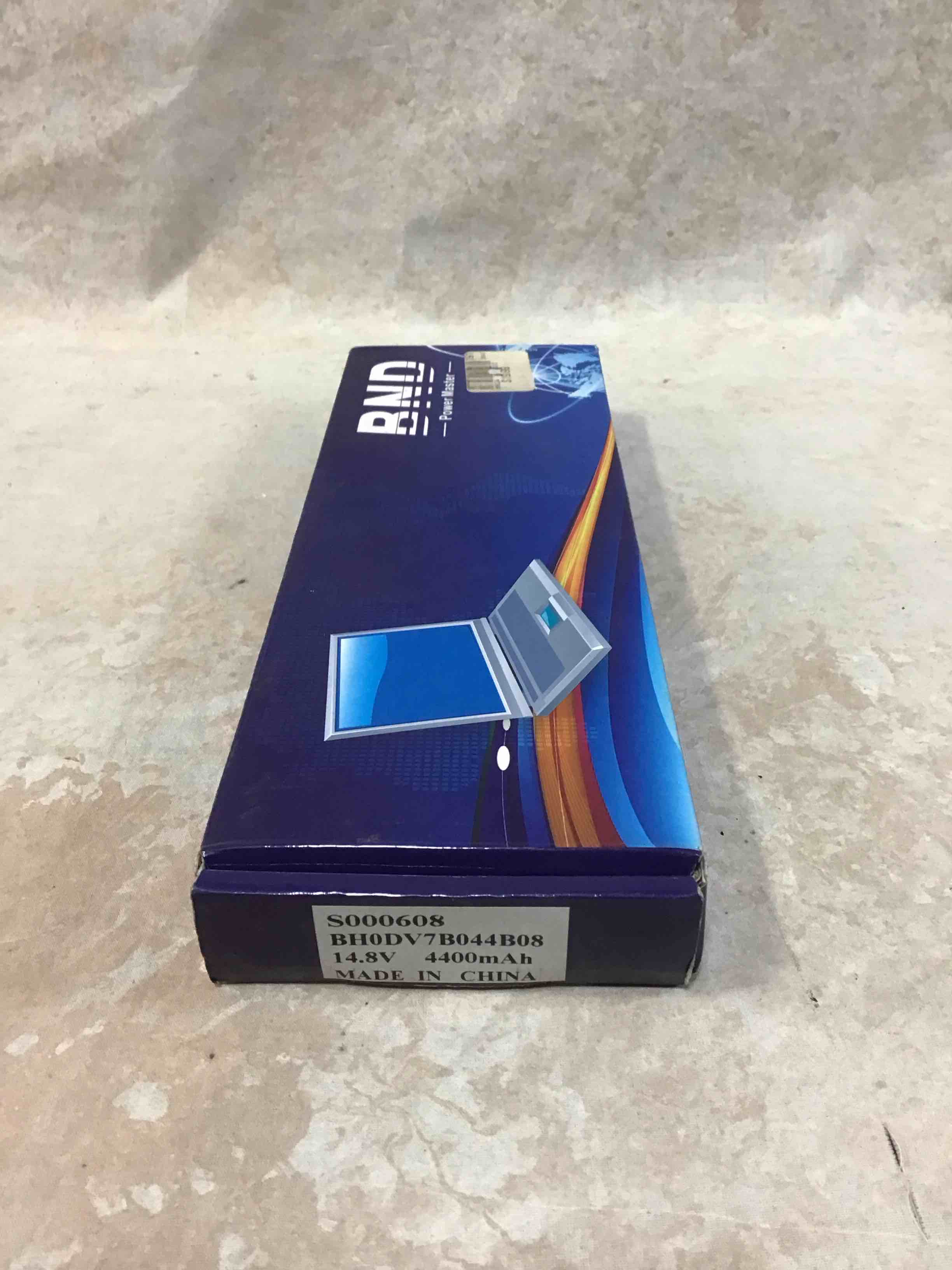 Condition photo showing New/Like New for bnd power master laptop battery