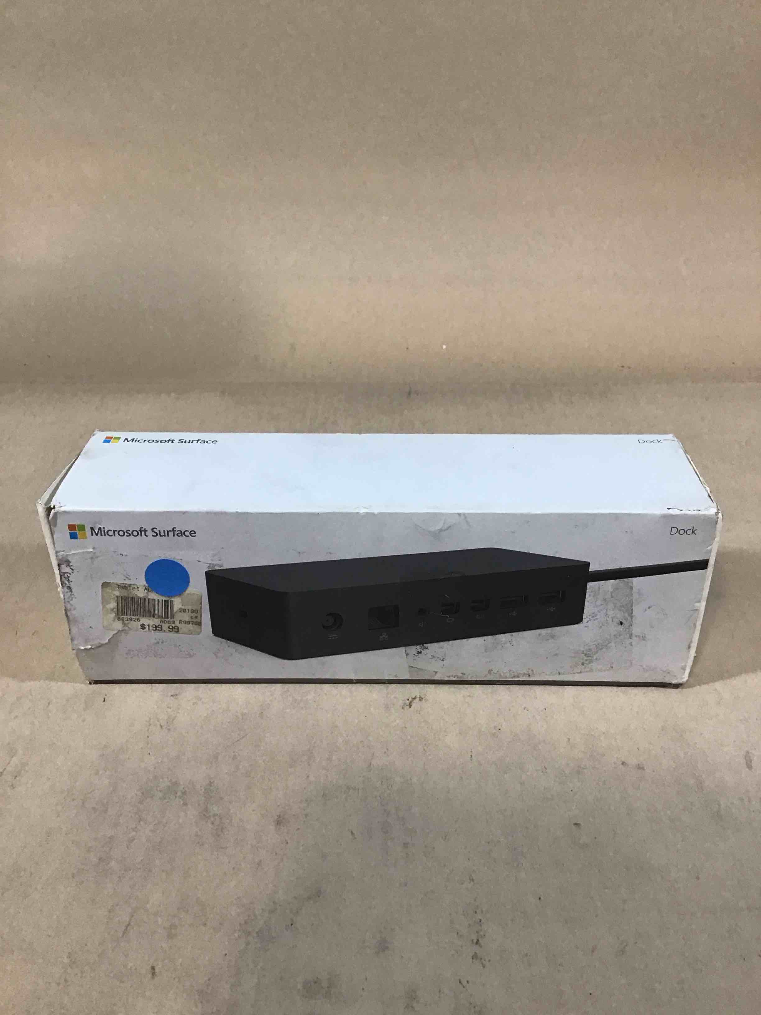 Condition photo showing Good Condition for microsoft tablet surface dock pd9-00003
