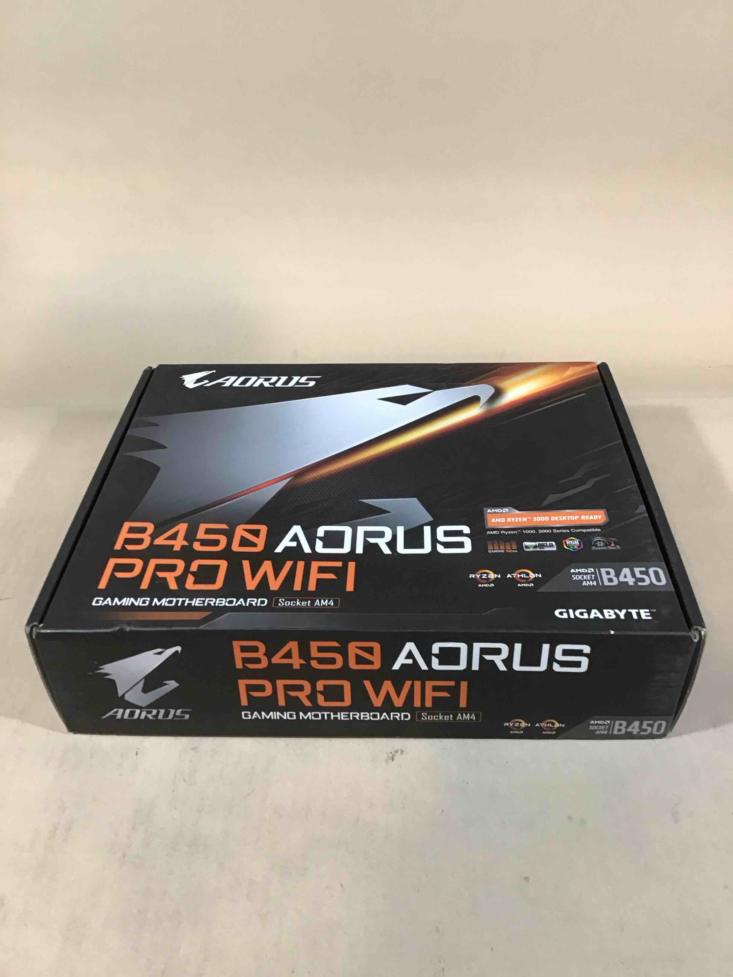 https://s3.amazonaws.com/lotting-images-prod/bidfta/PNK4916026_1787685793087.jpeg