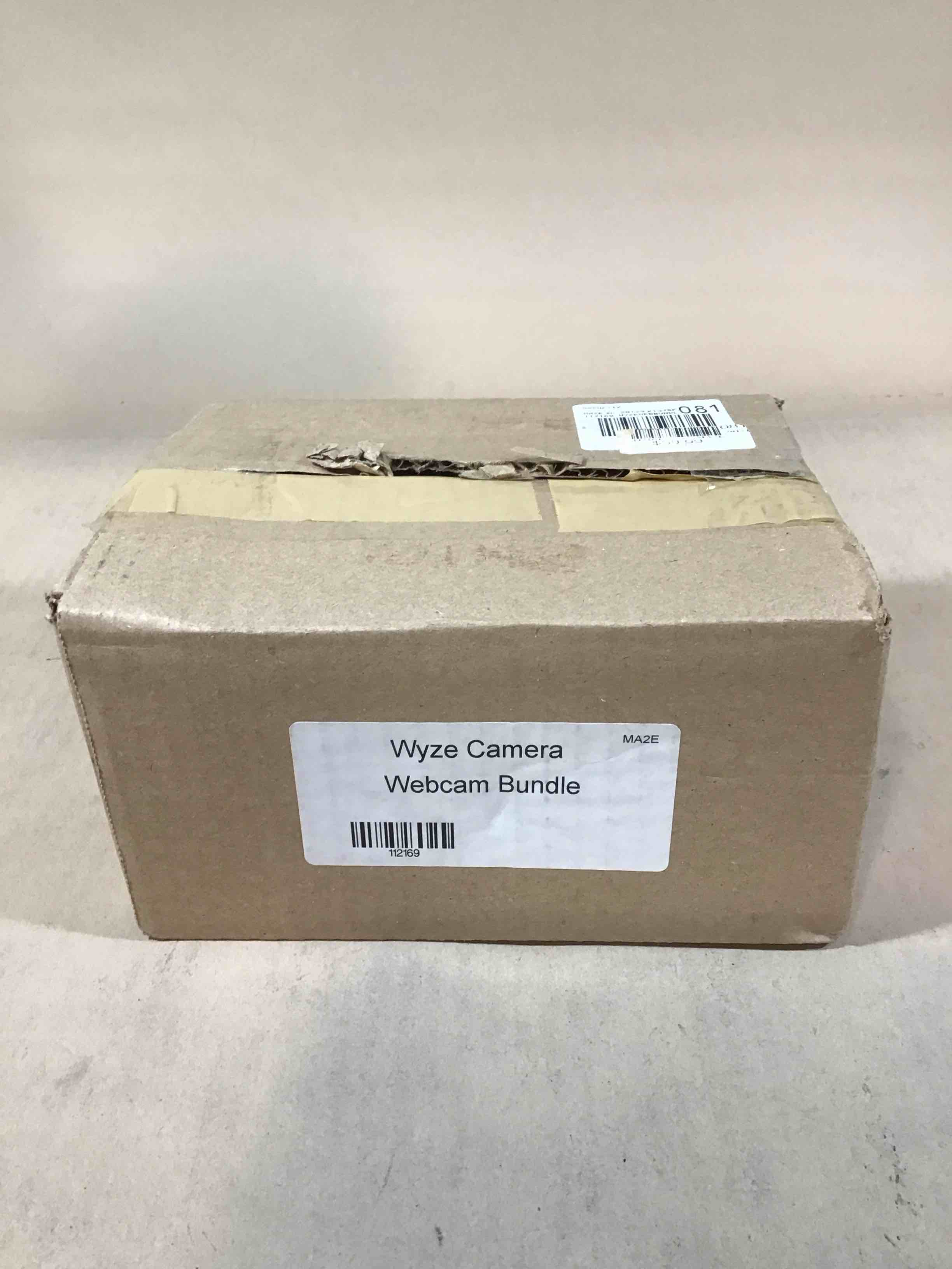 https://s3.amazonaws.com/lotting-images-prod/bidfta/PNK4916034_1787686518414.jpeg