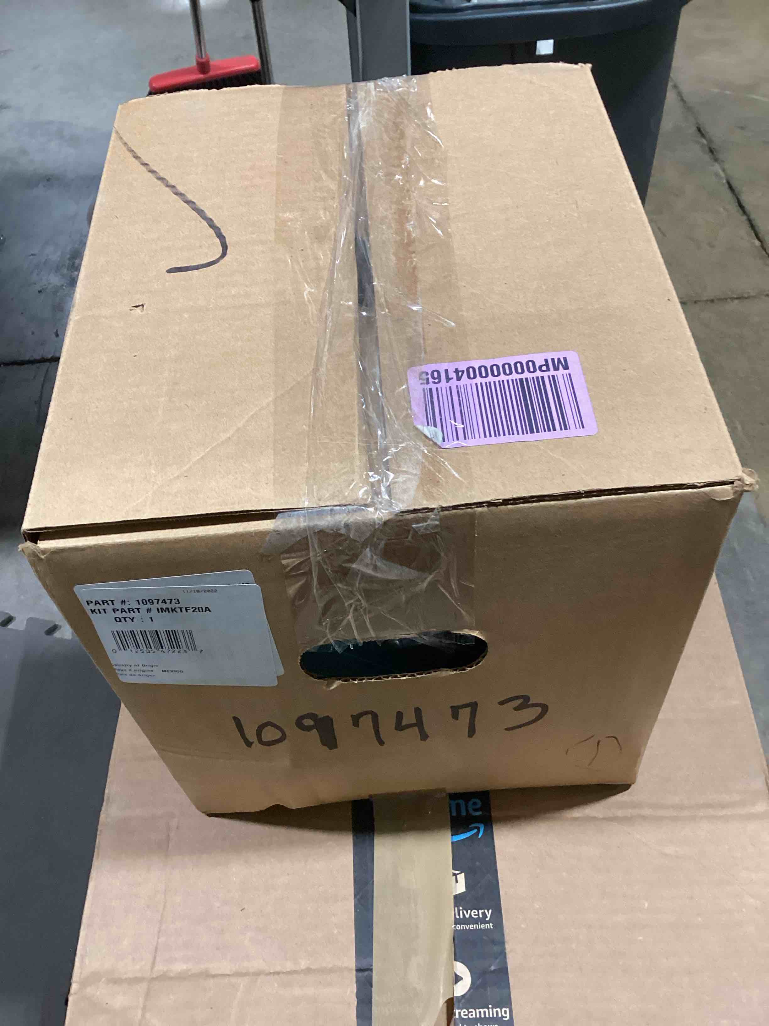 https://s3.amazonaws.com/lotting-images-prod/bidfta/PNK5131358_1777999345935.jpeg