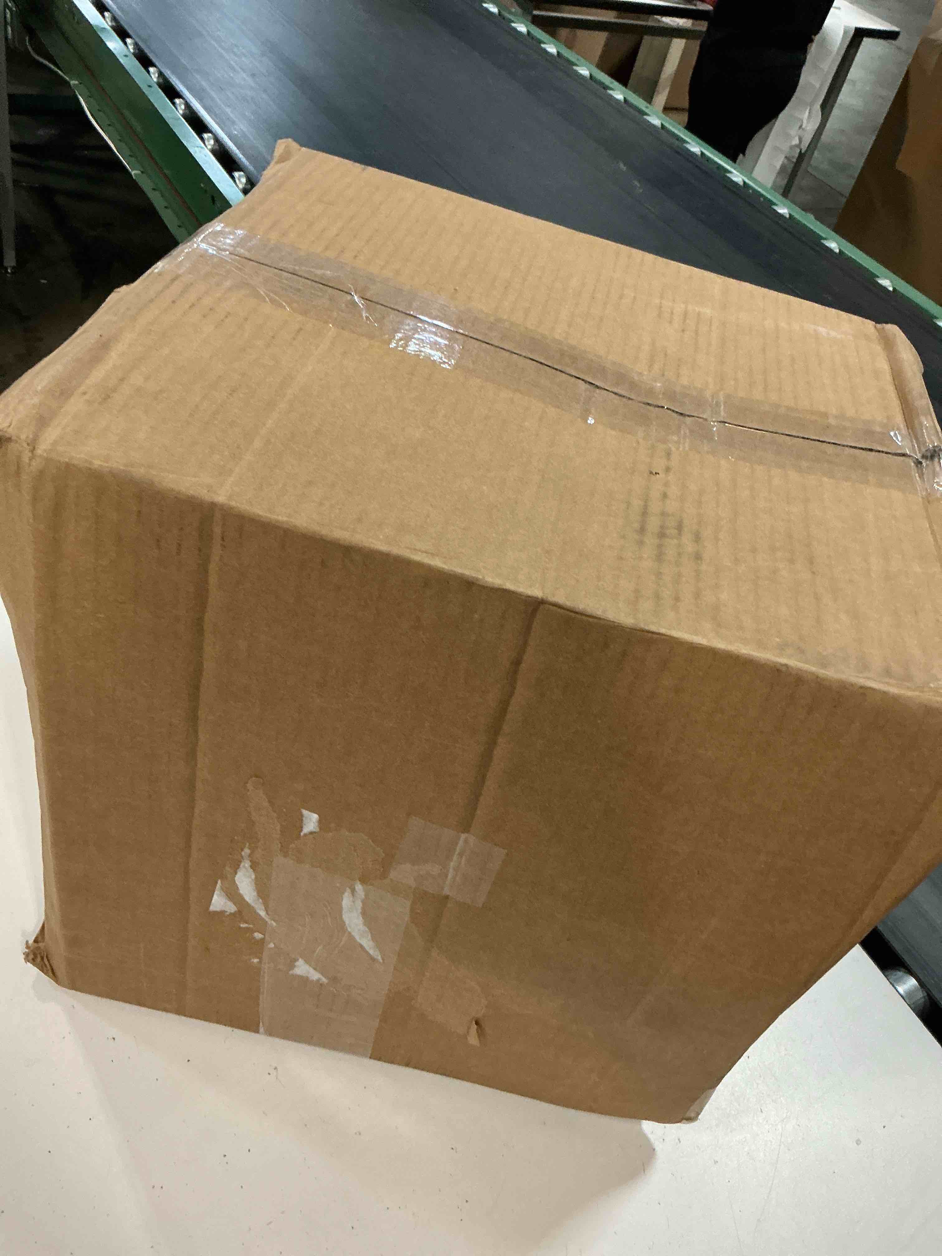 https://s3.amazonaws.com/lotting-images-prod/bidfta/PNK5190313_1787252269984.jpeg