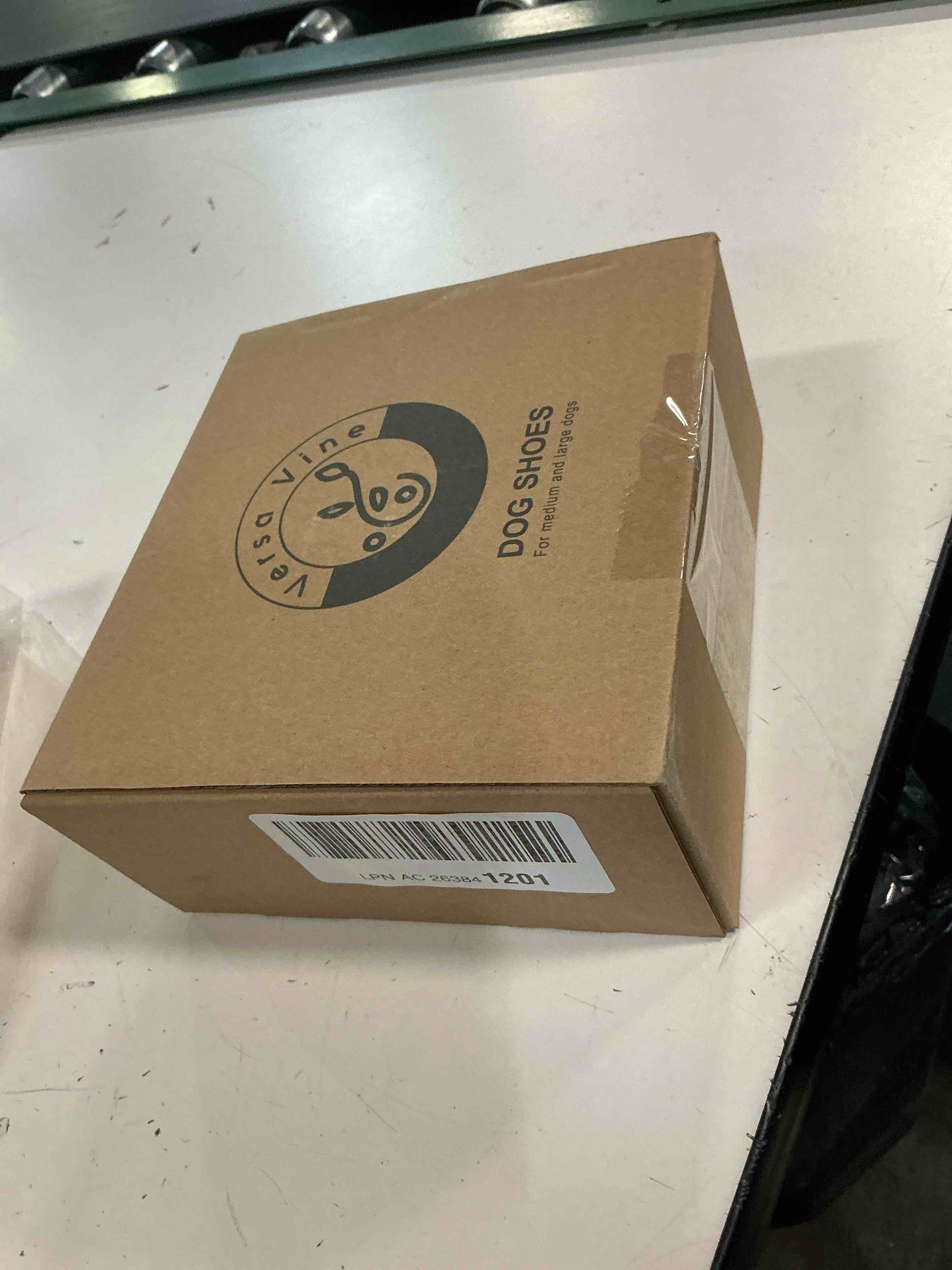 https://s3.amazonaws.com/lotting-images-prod/bidfta/PNK5200221_1777749252798.jpeg
