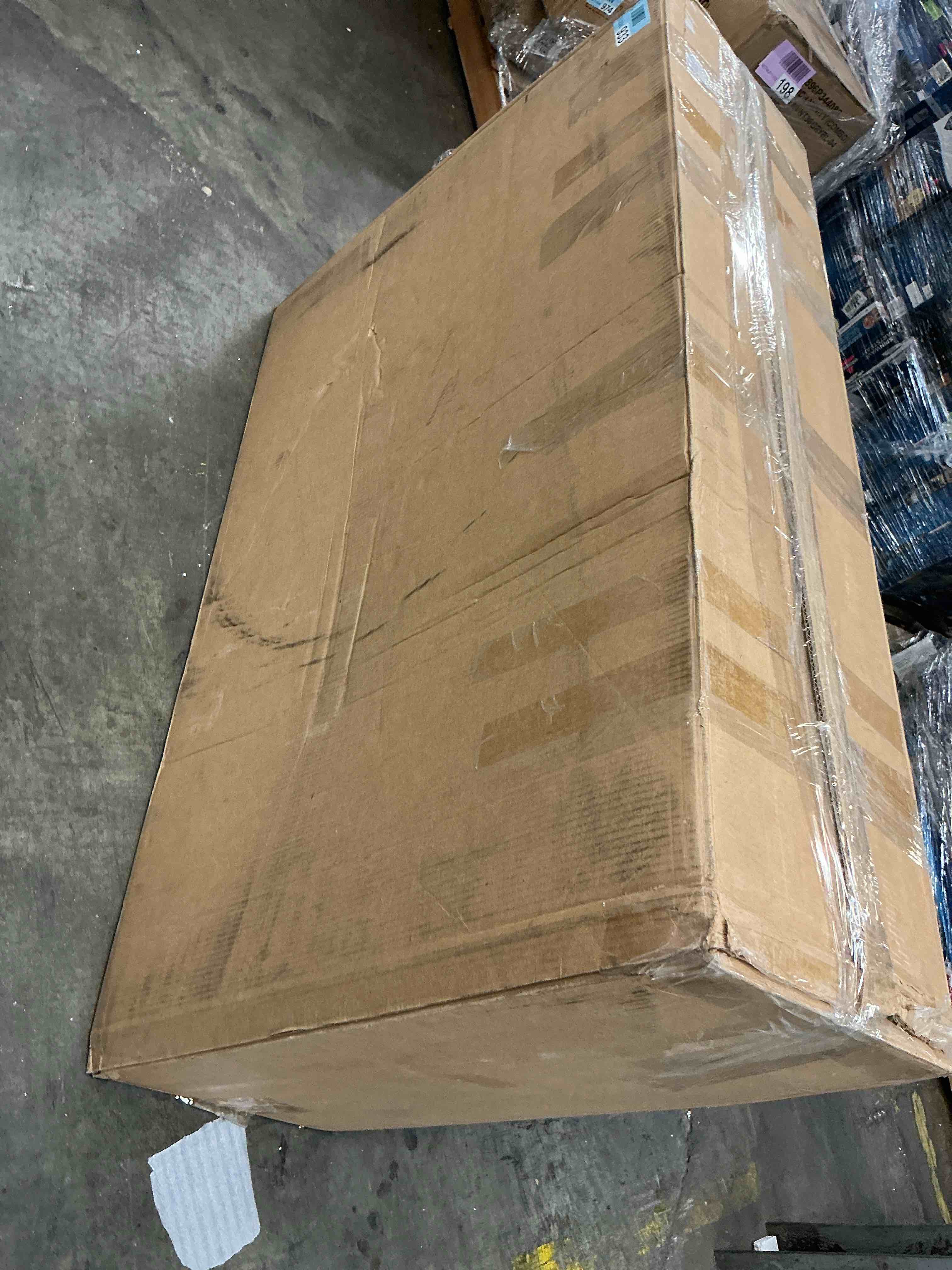 https://s3.amazonaws.com/lotting-images-prod/bidfta/PNK5202008_1779451186992.jpeg