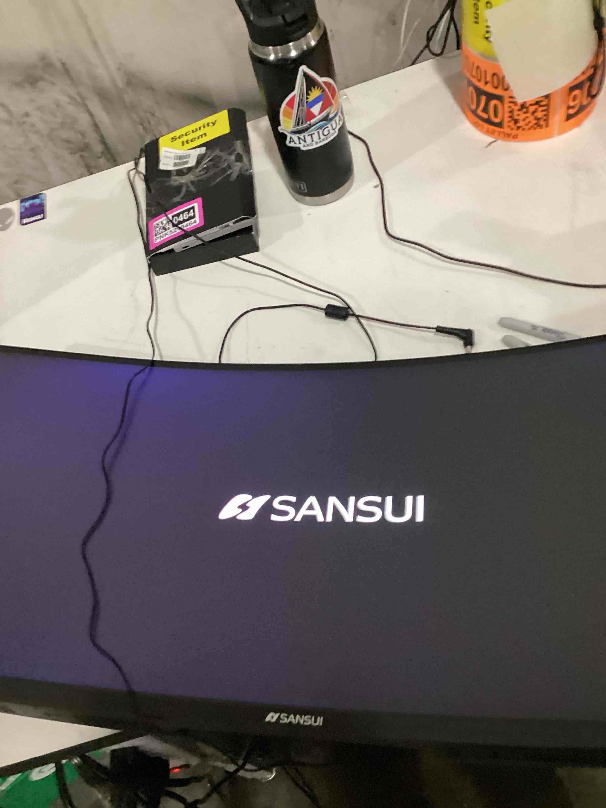 https://s3.amazonaws.com/lotting-images-prod/bidfta/PNK5208946_1779220430467.jpeg