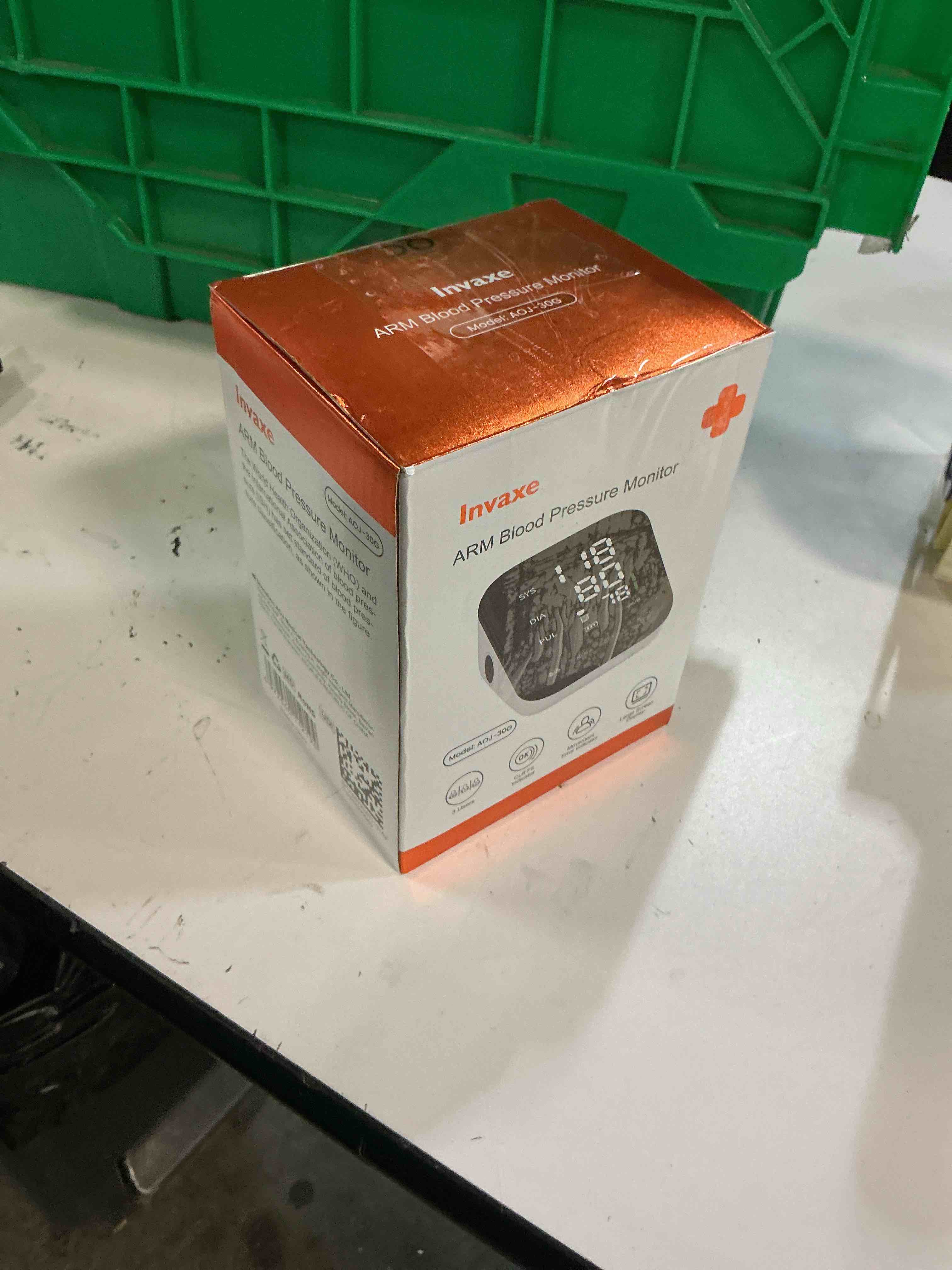 https://s3.amazonaws.com/lotting-images-prod/bidfta/PNK5215242_1778097151046.jpeg